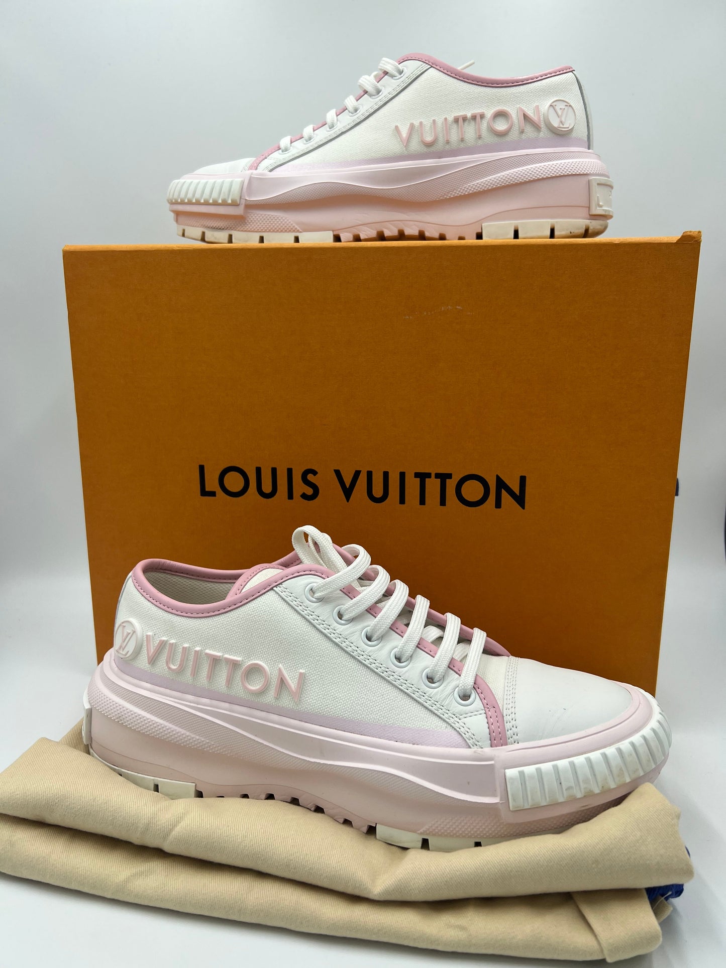 Louis Vuitton Squad Designer Sneakers,  Size: 8.5