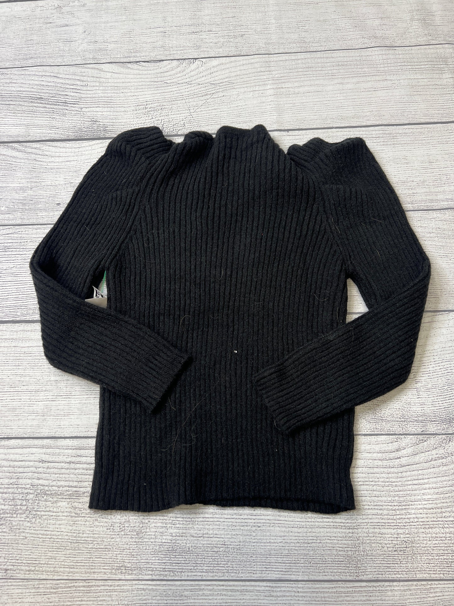 New! Sweater By Pretty Garden  Size: M