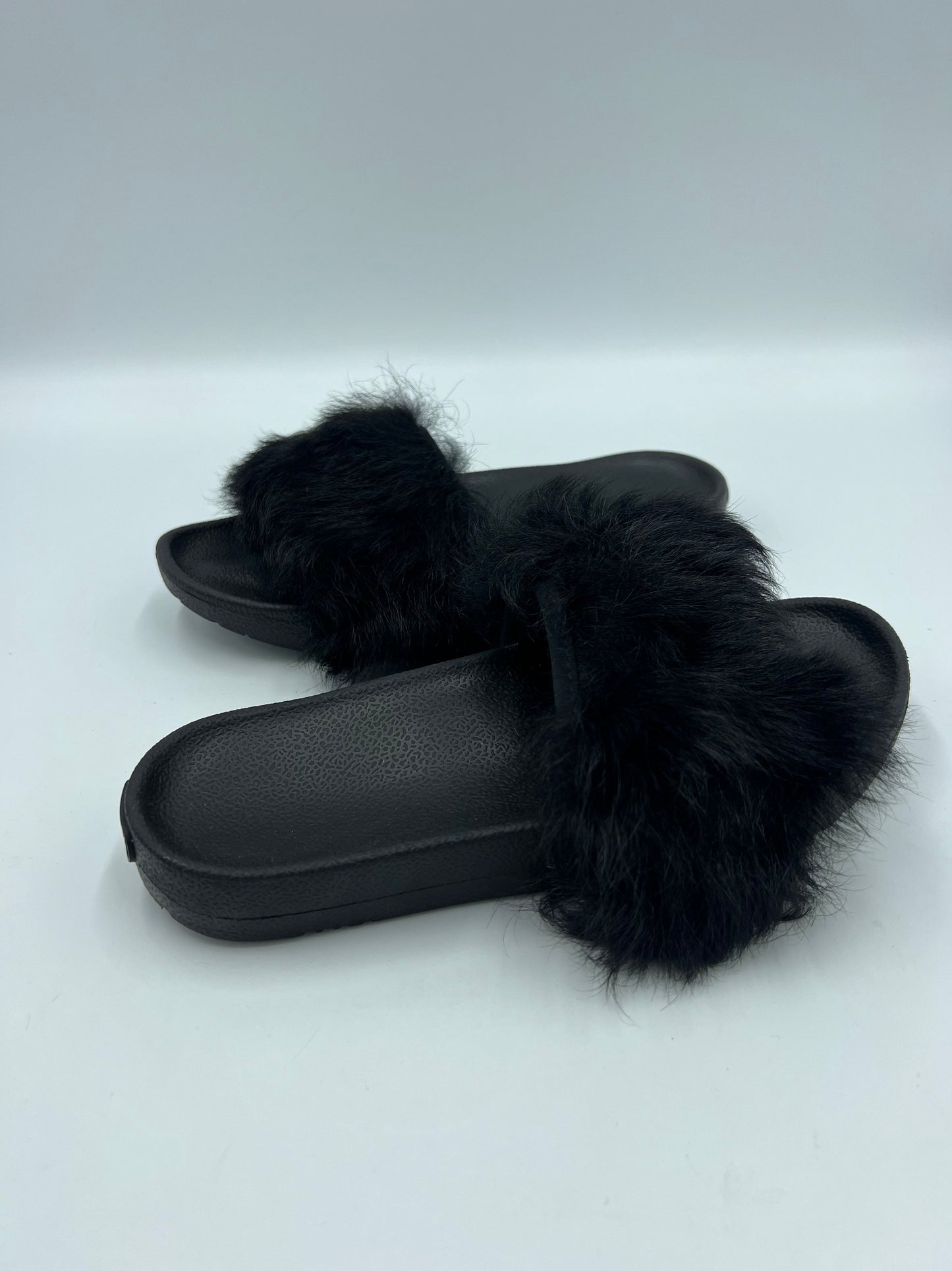 UGG Furry Slides, Size 6