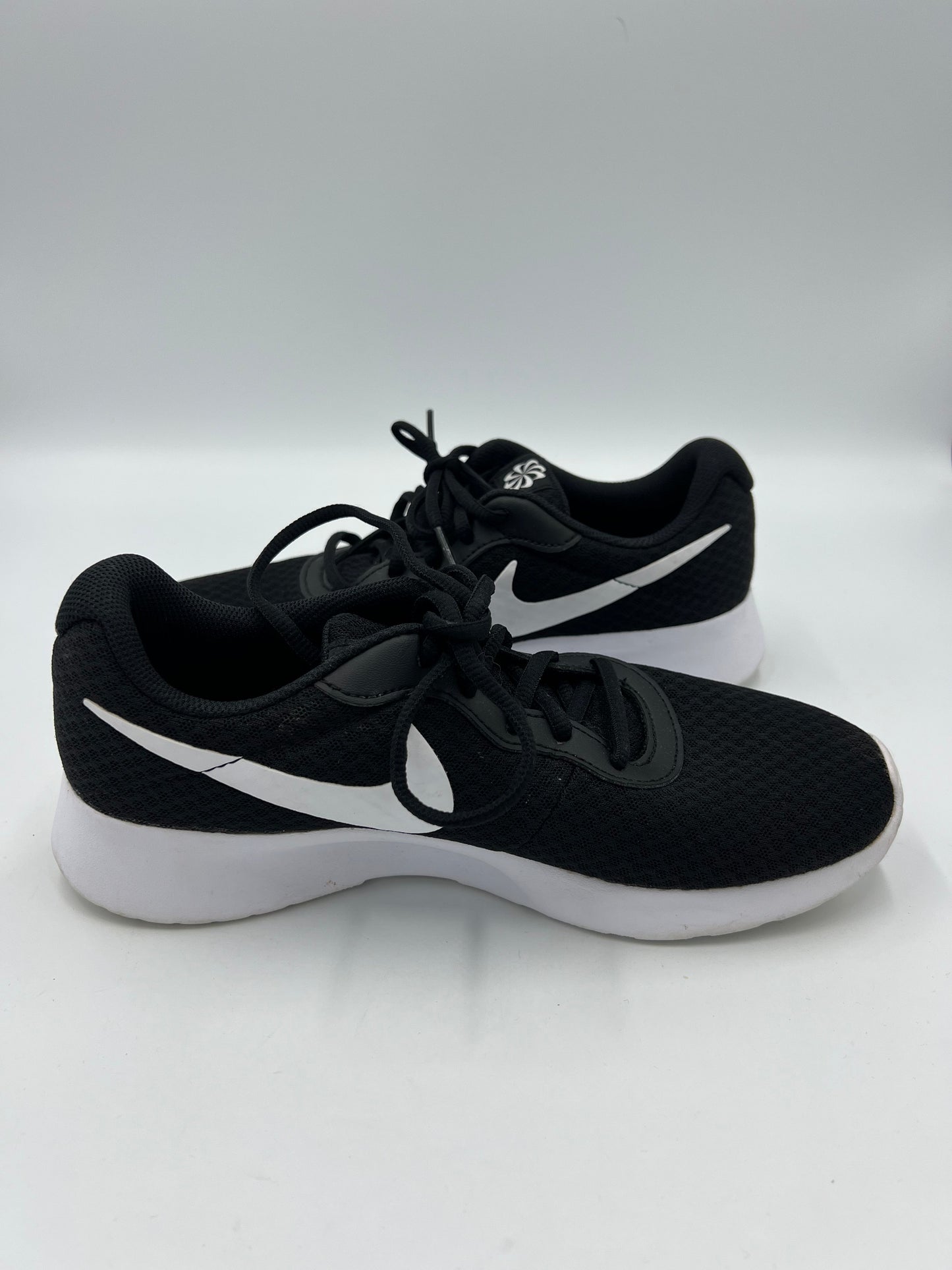 Shoes Athletic By Nike In Black, Size: 8.5