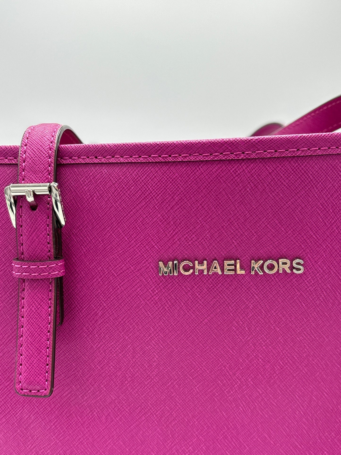 Tote / Handbag Designer By Michael Kors