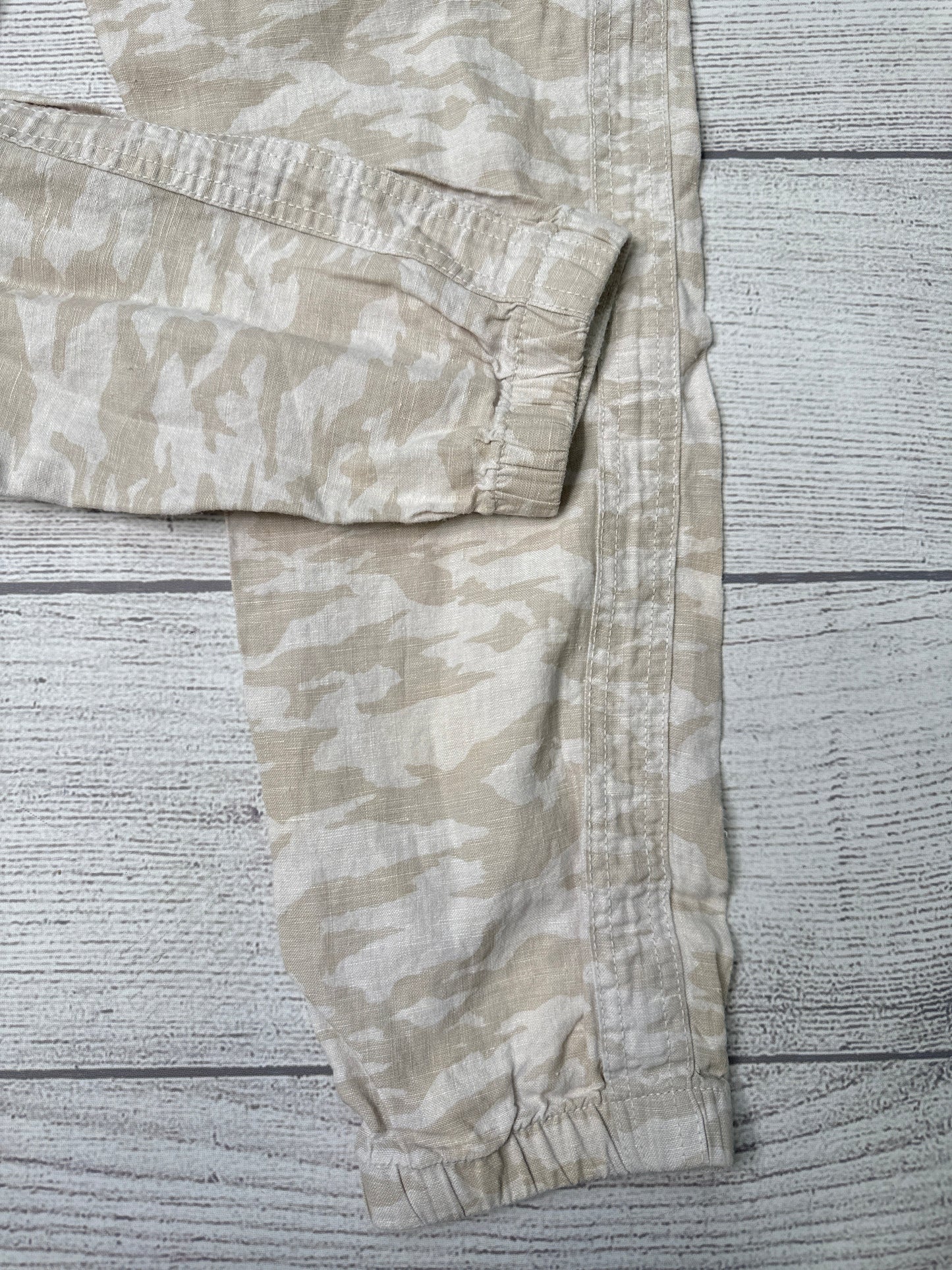 Athletic Pants By Athleta In Camoflauge, Size: 4