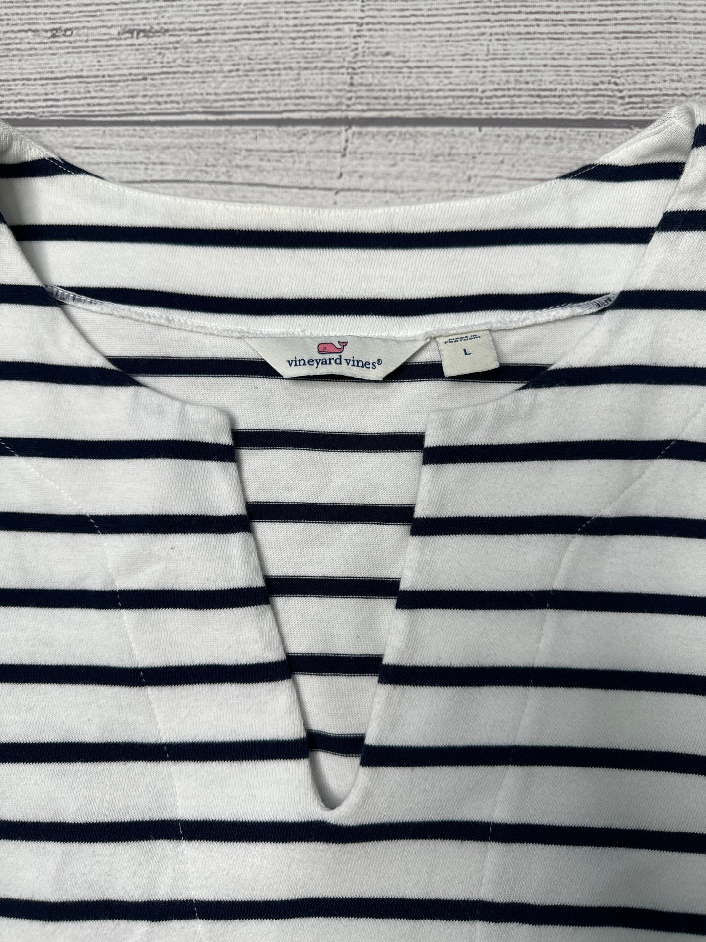 Dress Casual Short By Vineyard Vines In Striped, Size: L