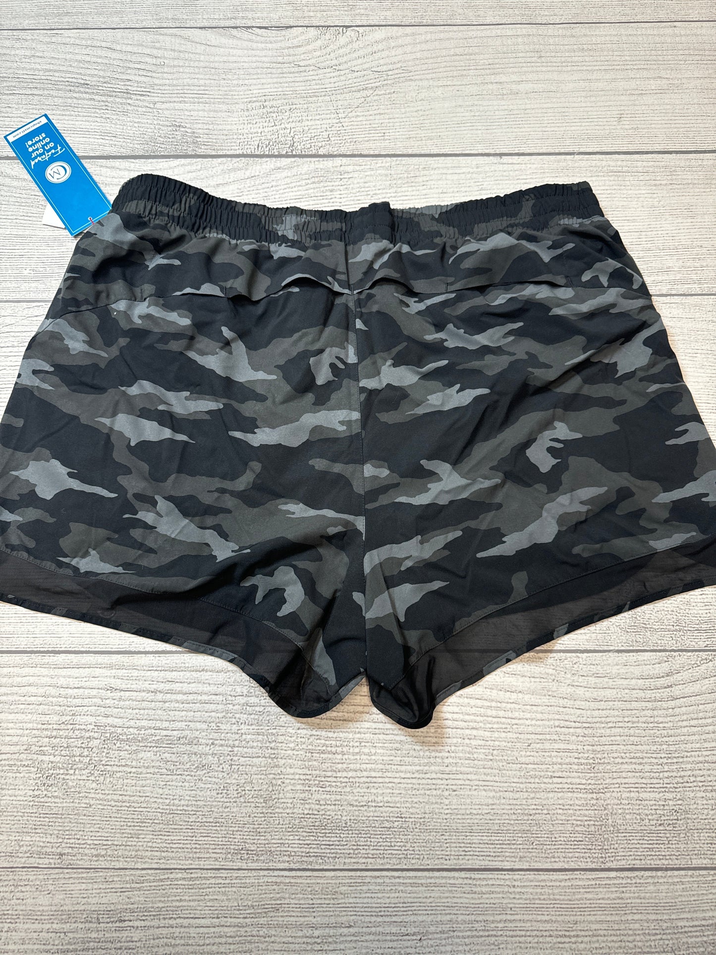 Athletic Shorts By Athleta In Camouflage Print, Size: 2x