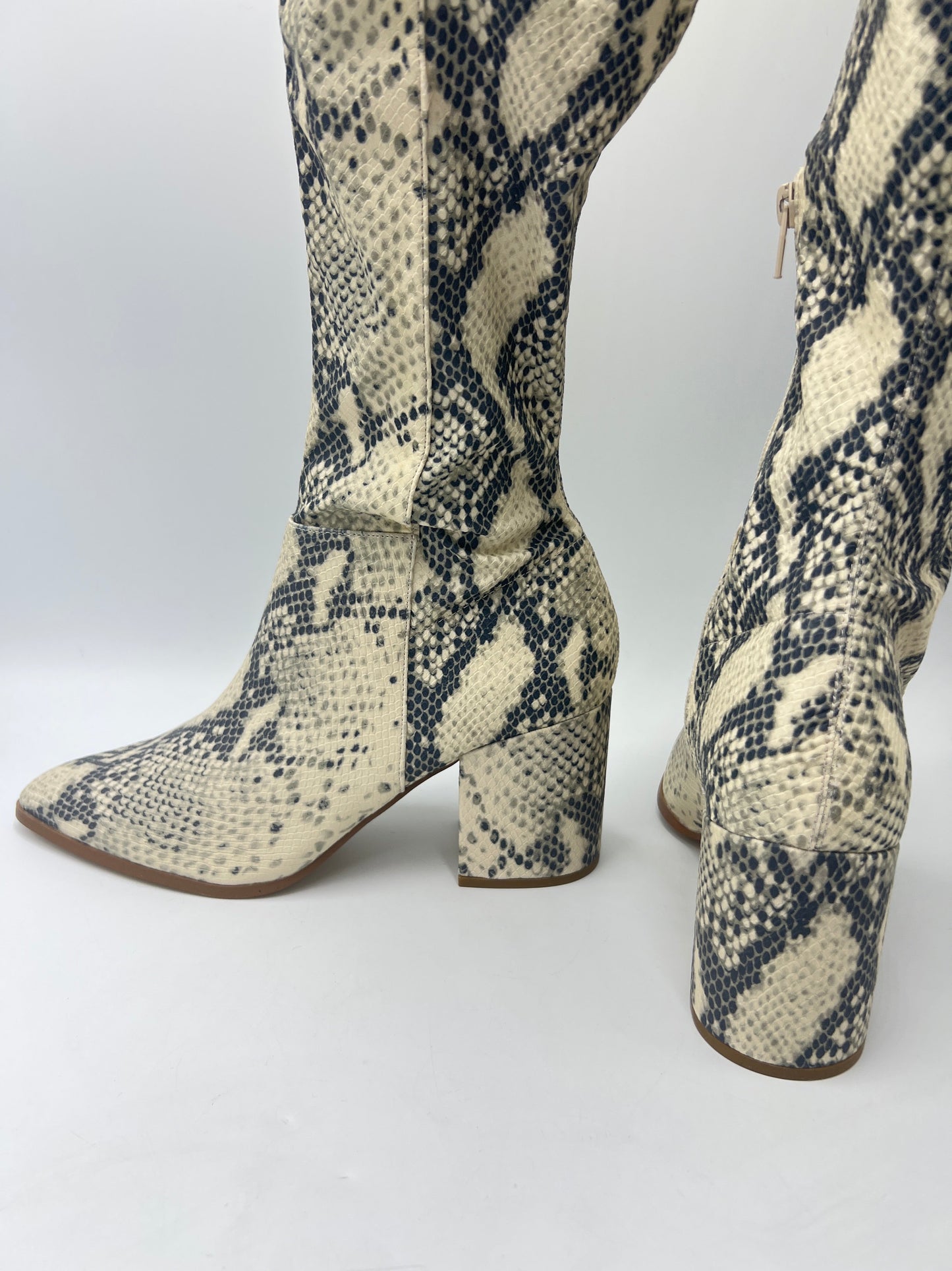 Boots Knee Heels By Steve Madden In Snakeskin Print, Size: 10