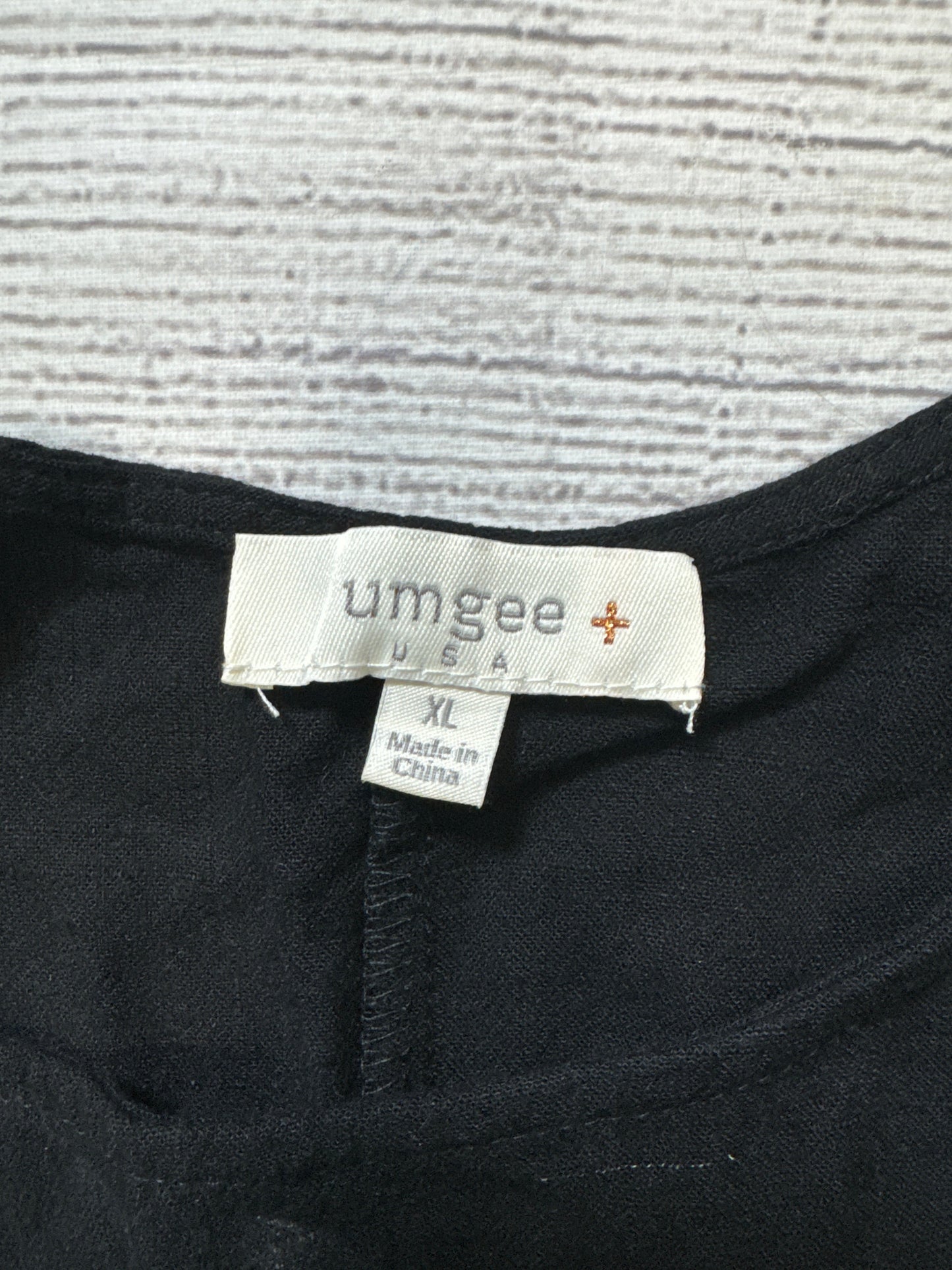 Top Short Sleeve By Umgee In Black, Size: Xl