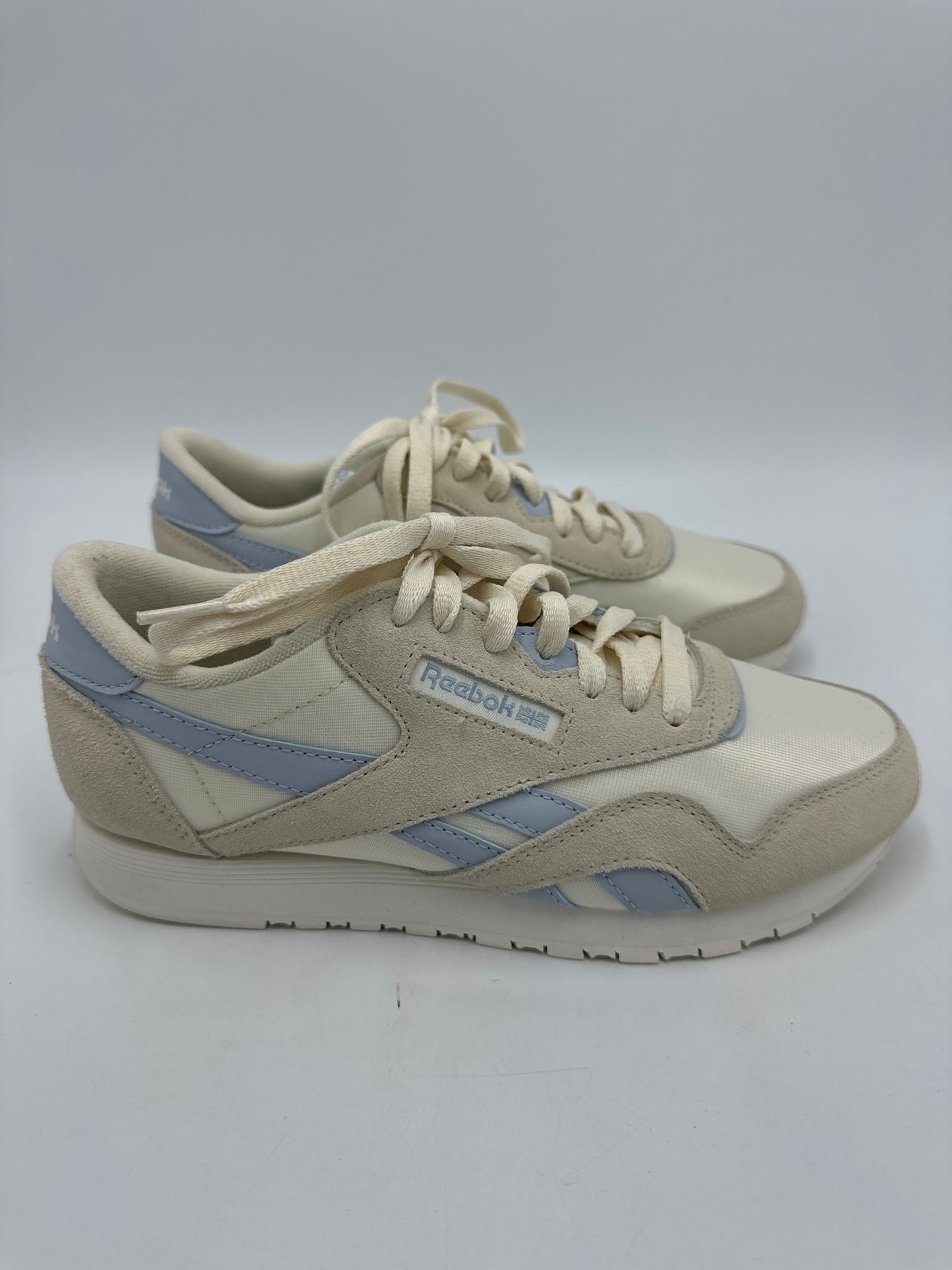 Shoes Athletic By Reebok In Cream, Size: 8