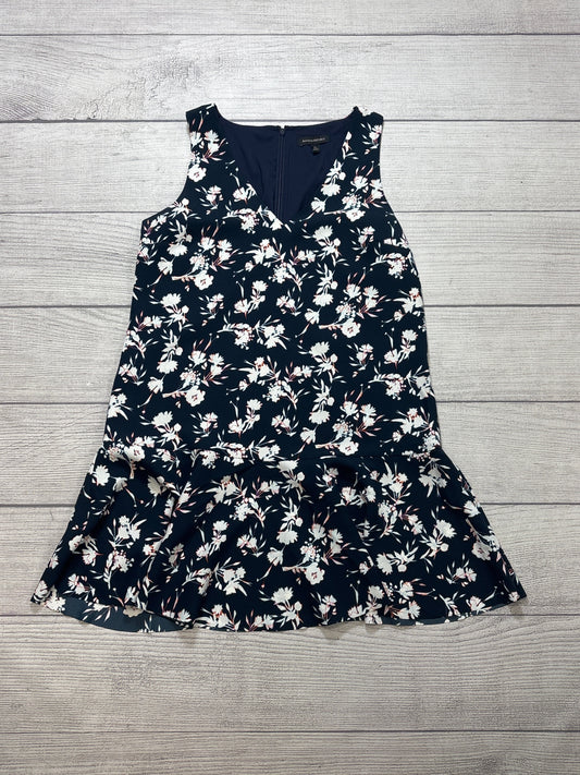 Dress Casual Short By Banana Republic In Navy, Size: M
