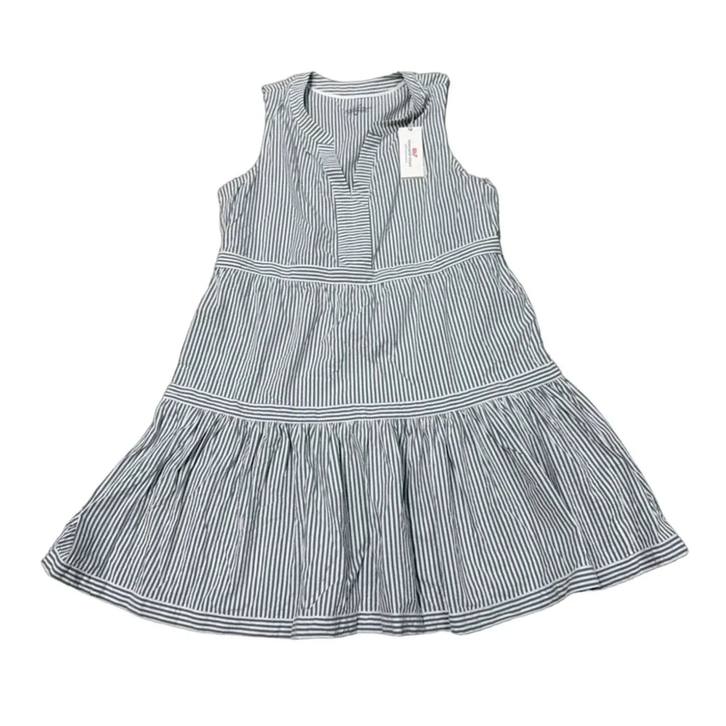 New! Dress Casual Short By Vineyard Vines In Striped Pattern, Size: M