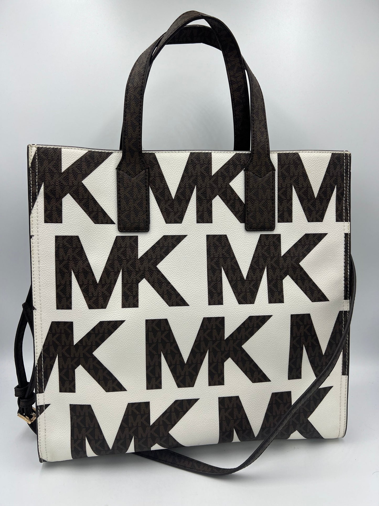 Handbag Designer By Michael Kors