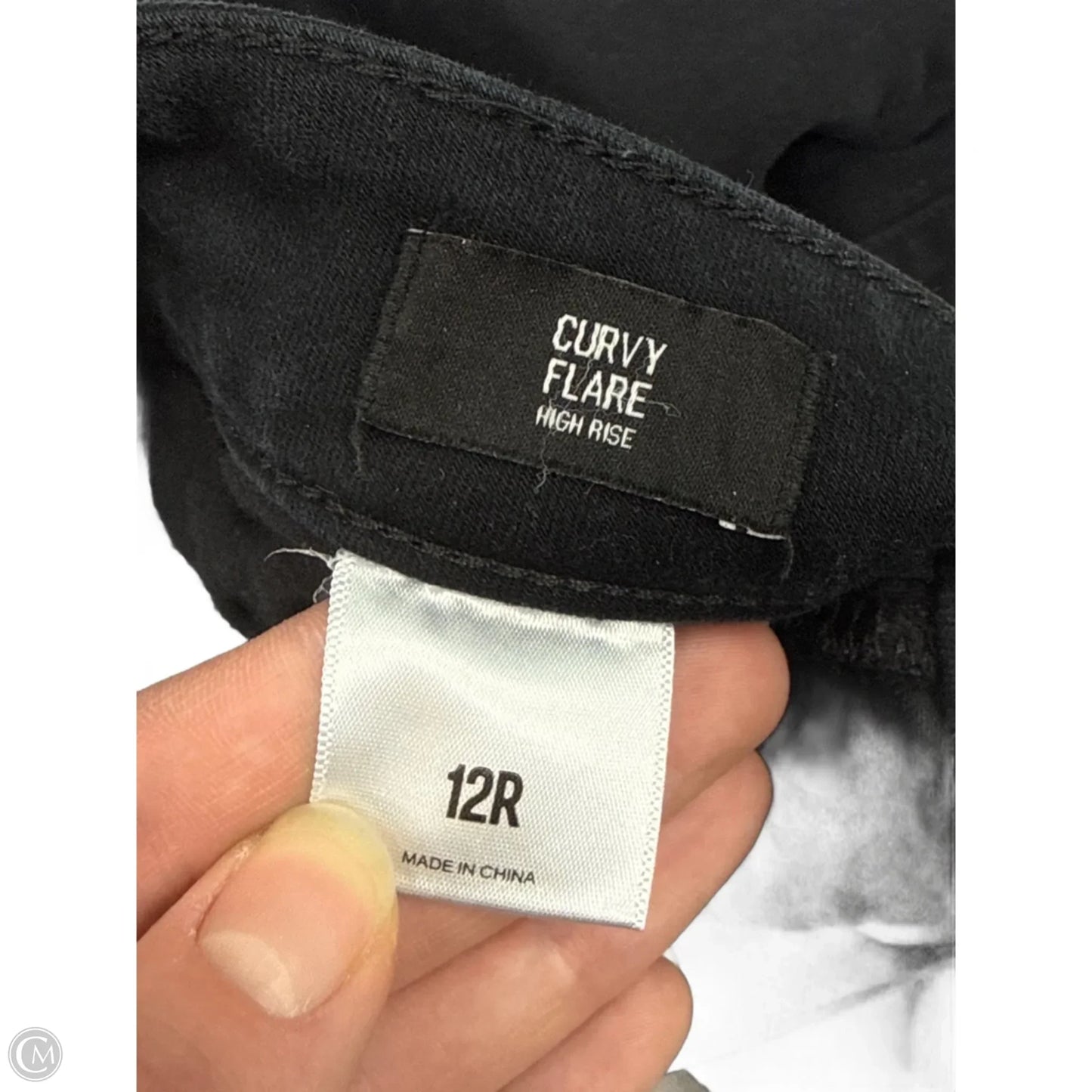 Jeans Flared By Express In Black Denim, Size: 12