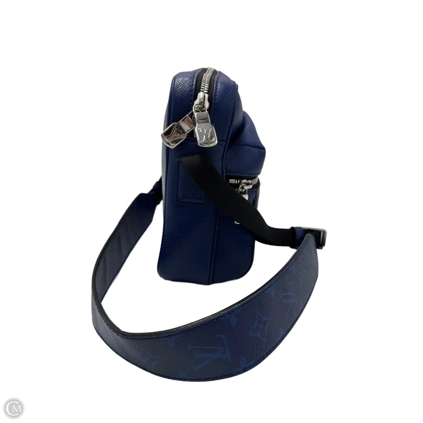 Louis Vuitton Outdoor Messenger Taigara Luxury Handbag