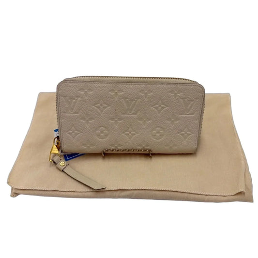Louis Vuitton Luxury Zippy Wallet