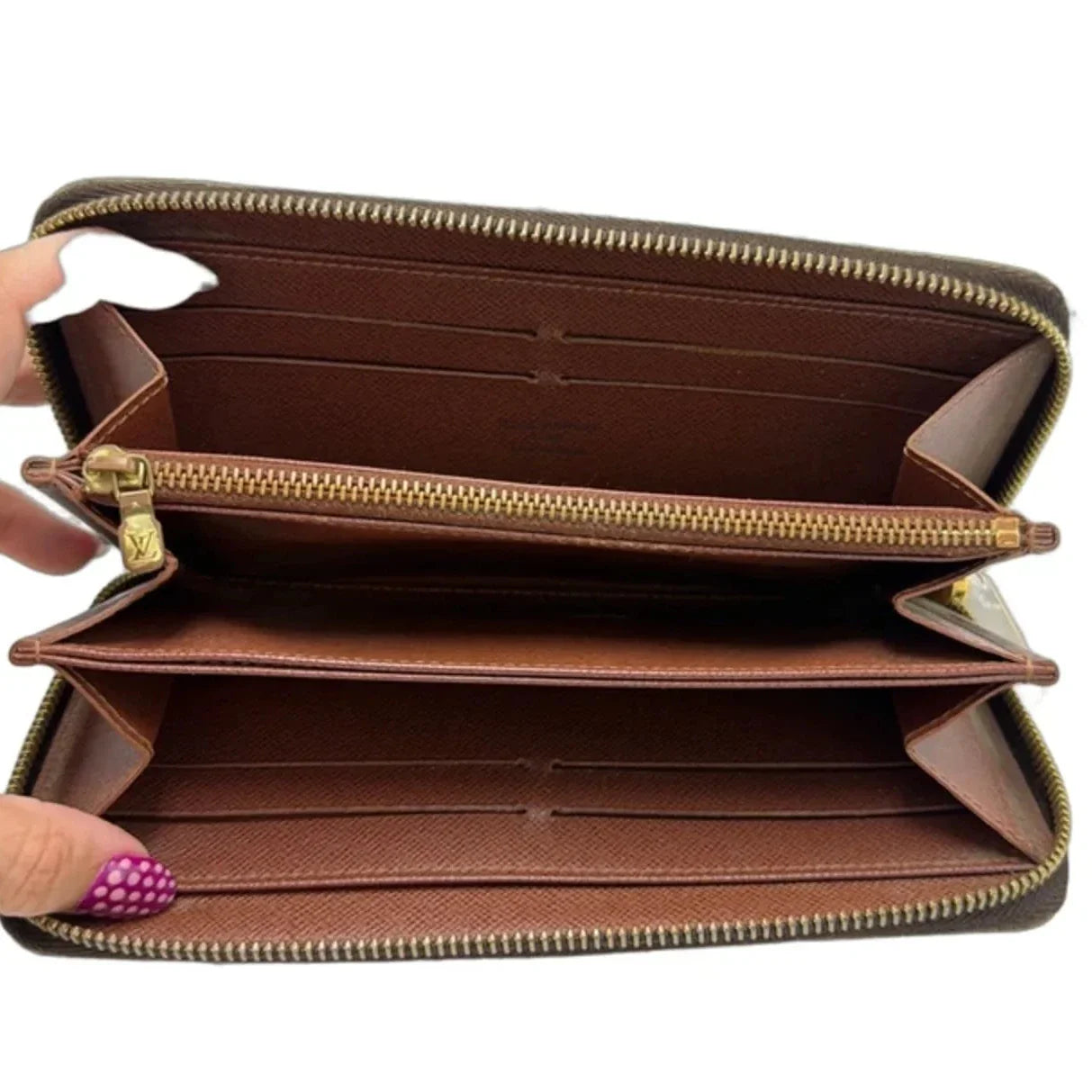 Louis Vuitton Zippy Luxury Wallet