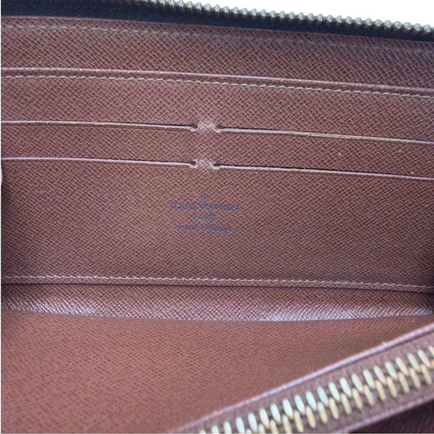 Louis Vuitton Zippy Luxury Wallet