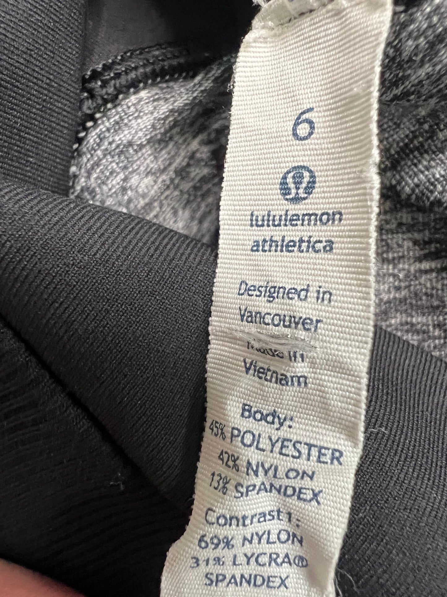 Athletic Leggings By Lululemon In Grey, Size: 6