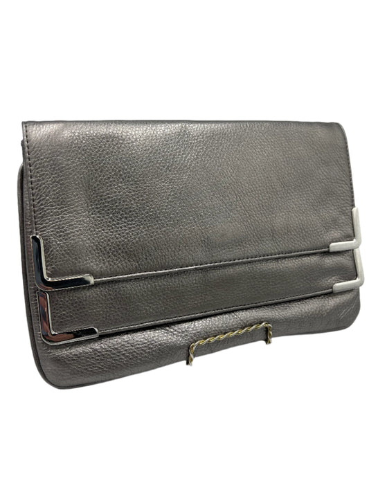 Clutch in Leather By Michael Kors