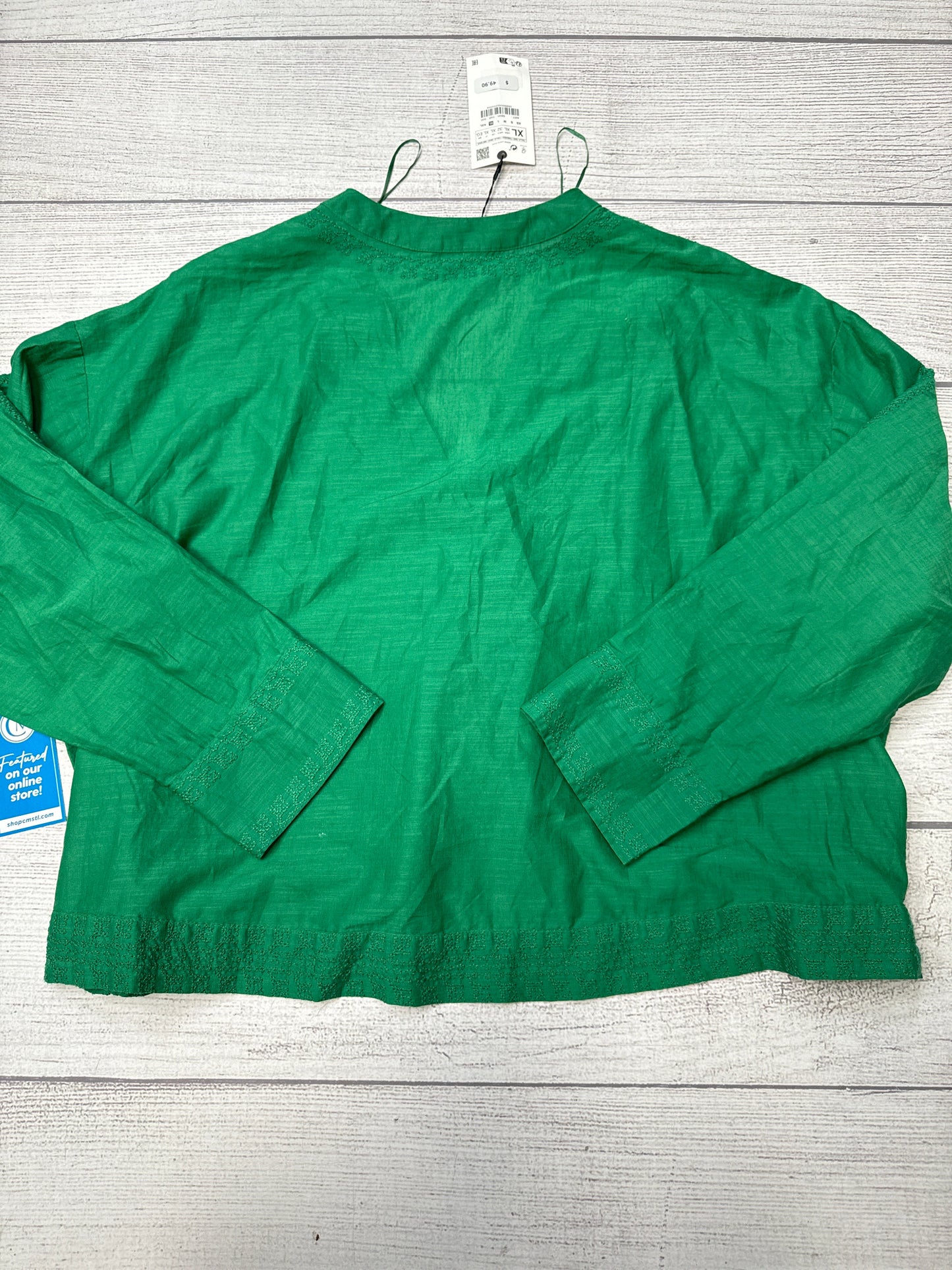 Top Long Sleeve By Zara In Green, Size: Xl