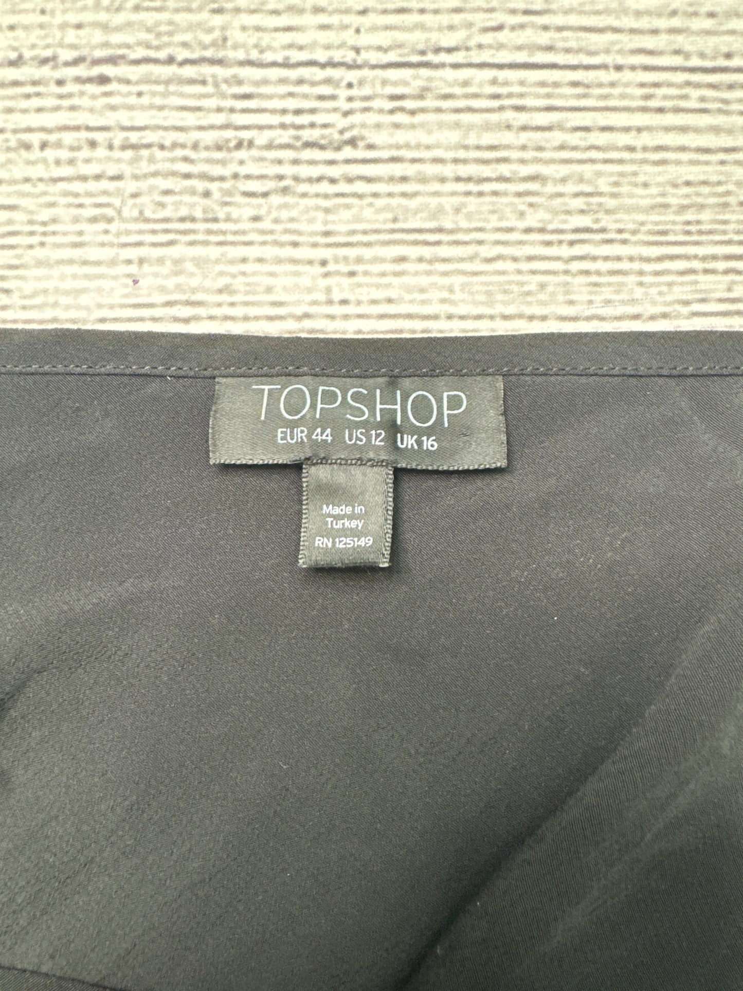 Top Sleeveless By Topshop In Black, Size: 12