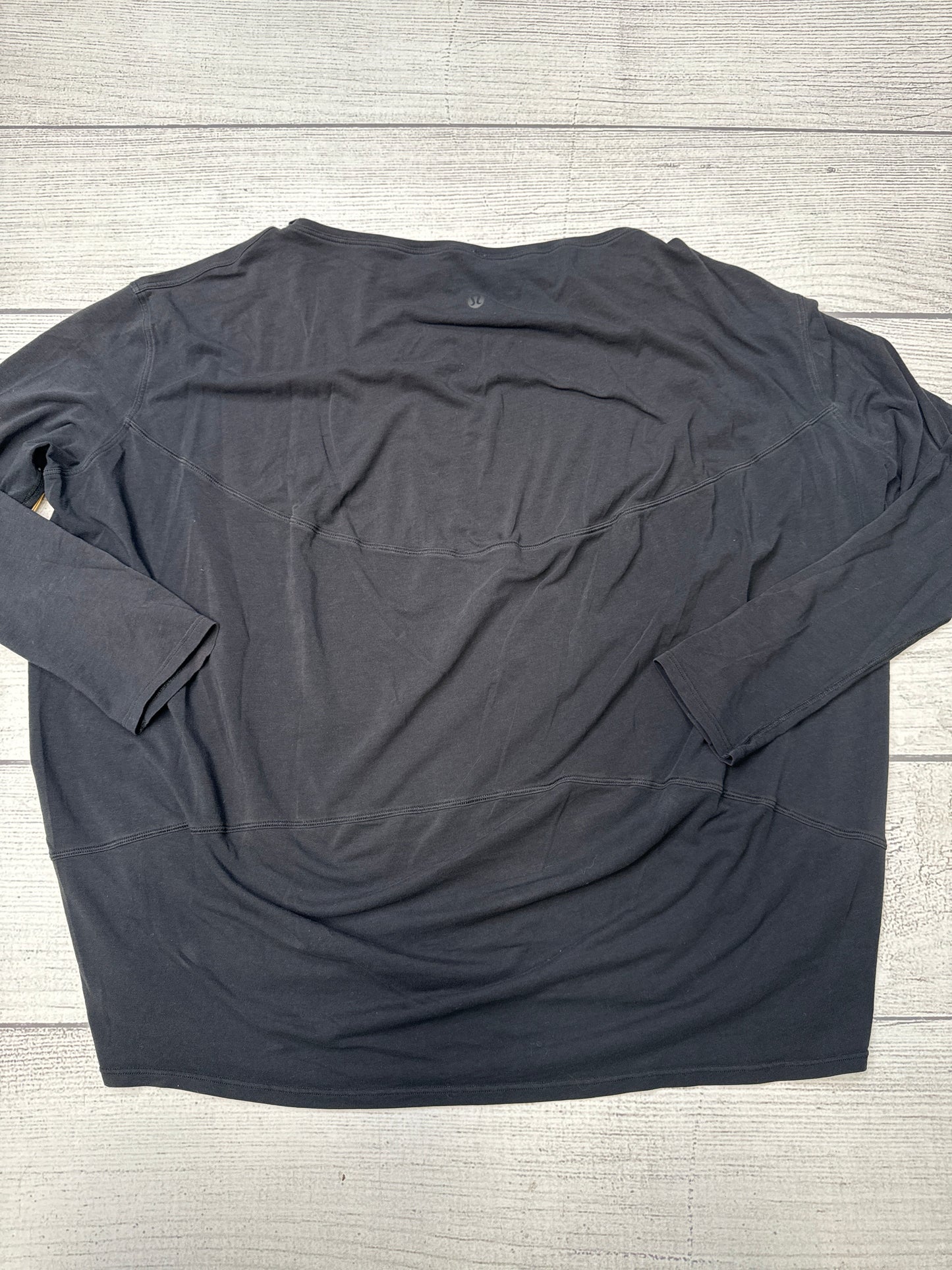 Athletic Top Long Sleeve Crewneck By Lululemon In Black, Size: M