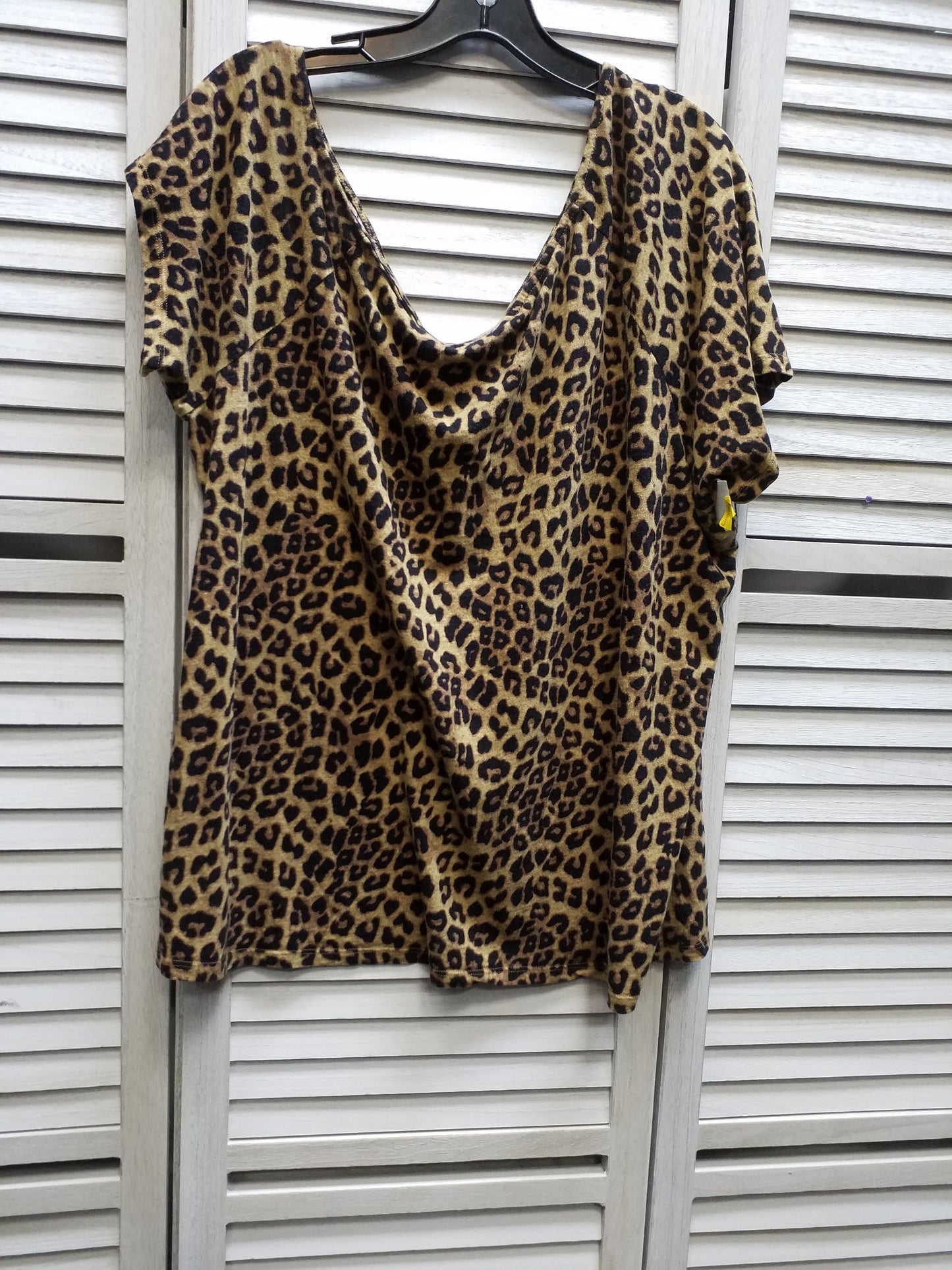 Leopard Print Top Short Sleeve Torrid, Size 2