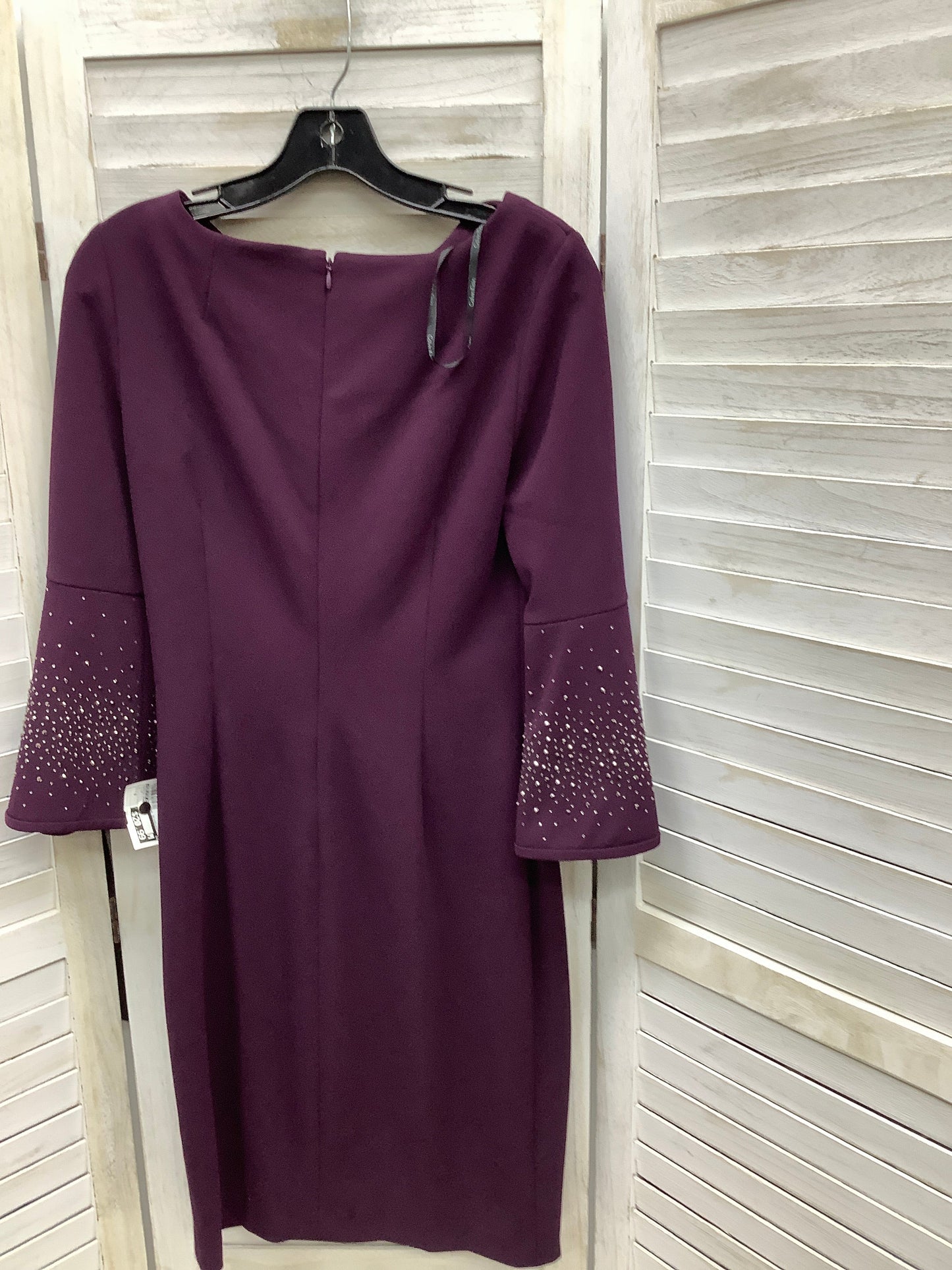 Dress Party Midi By Calvin Klein  Size: 6