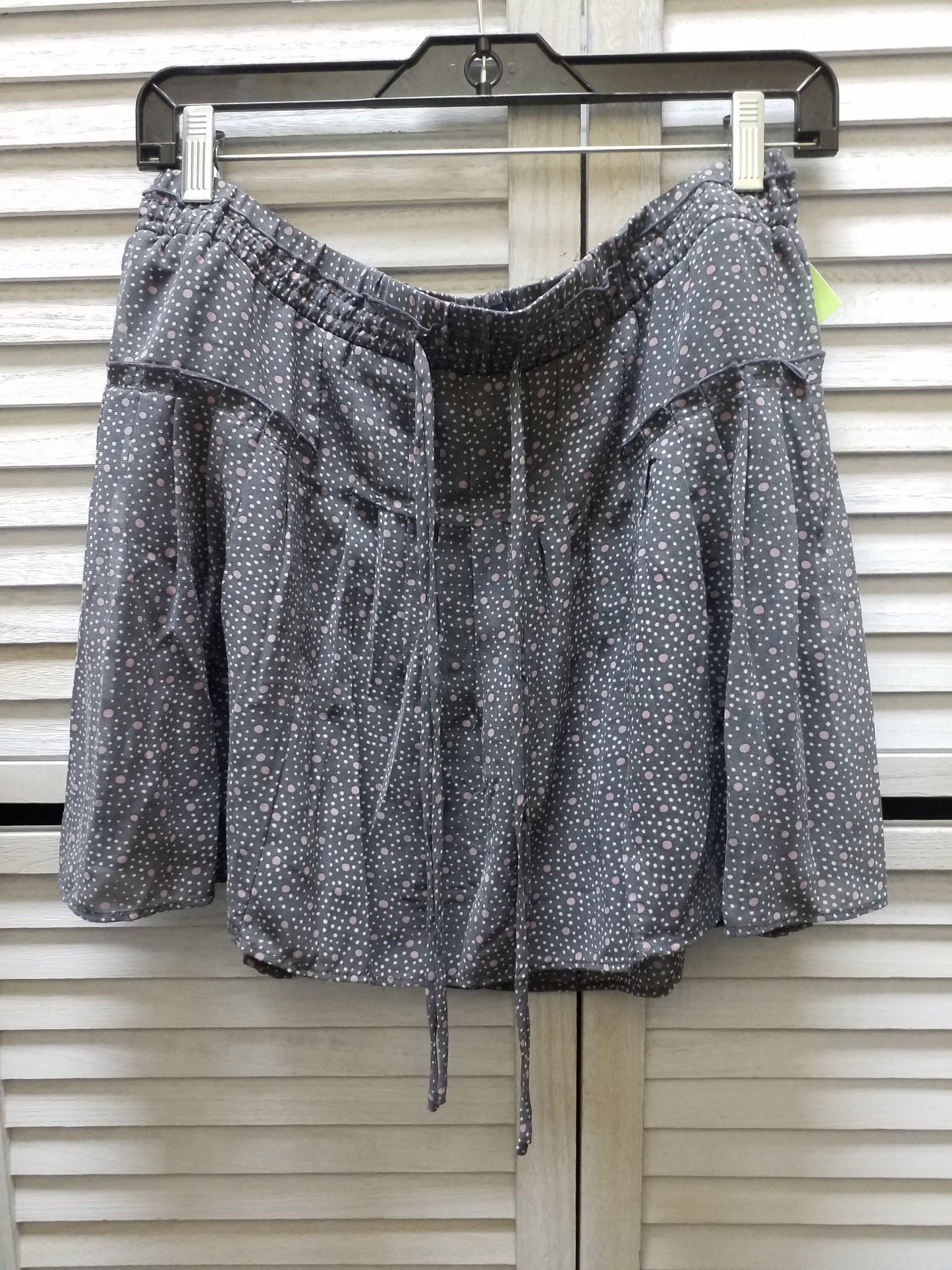 Skirt Mini & Short By American Eagle  Size: M