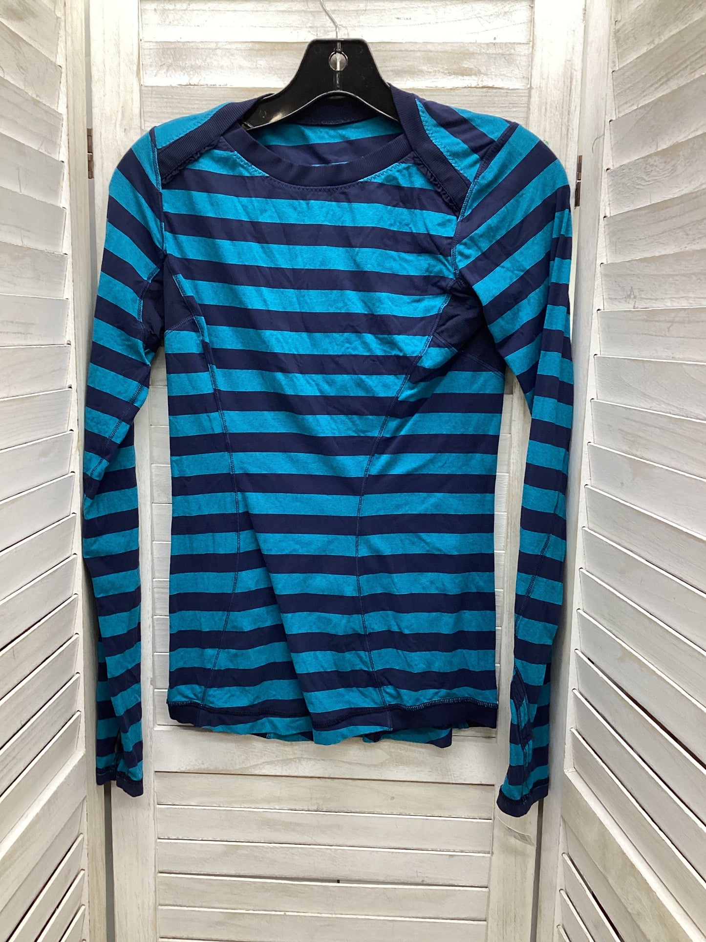 Athletic Top Long Sleeve Crewneck By Lululemon In Striped Pattern, Size: 4