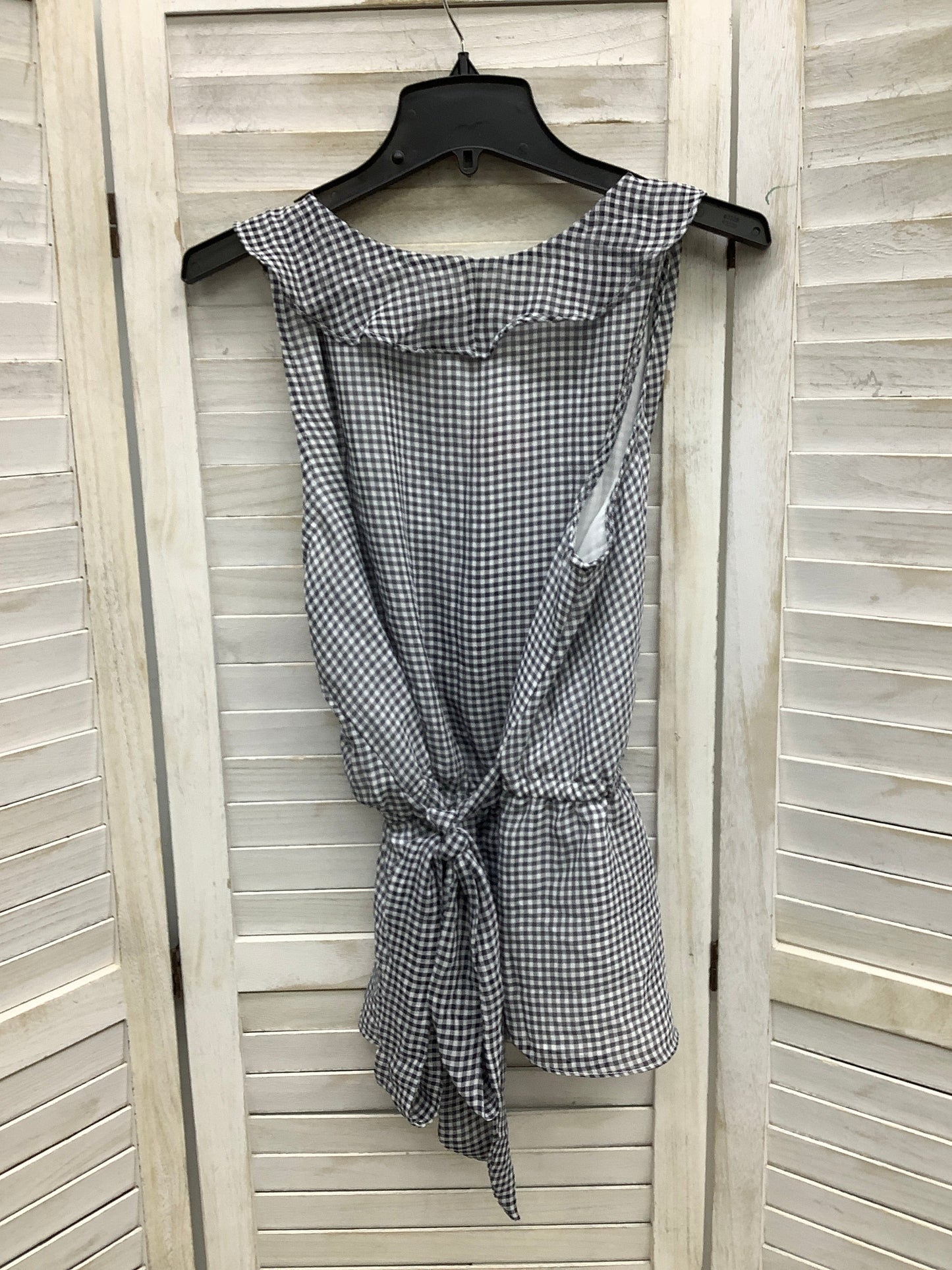 Top Sleeveless By Max Studio In Grey & White, Size: Xl