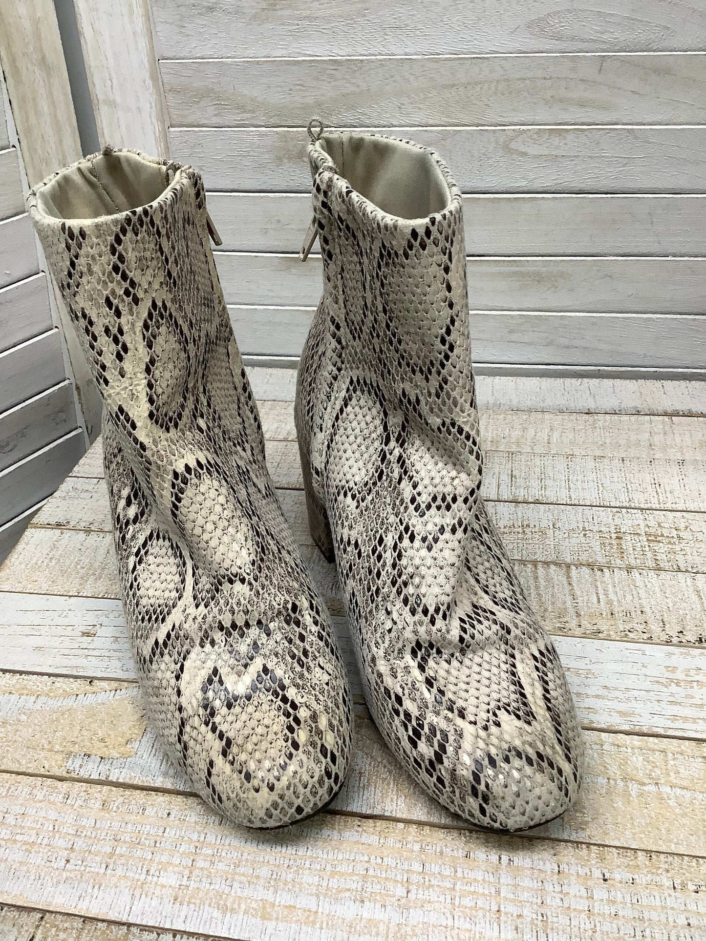 Boots Ankle Heels By Old Navy In Snakeskin Print, Size: 7