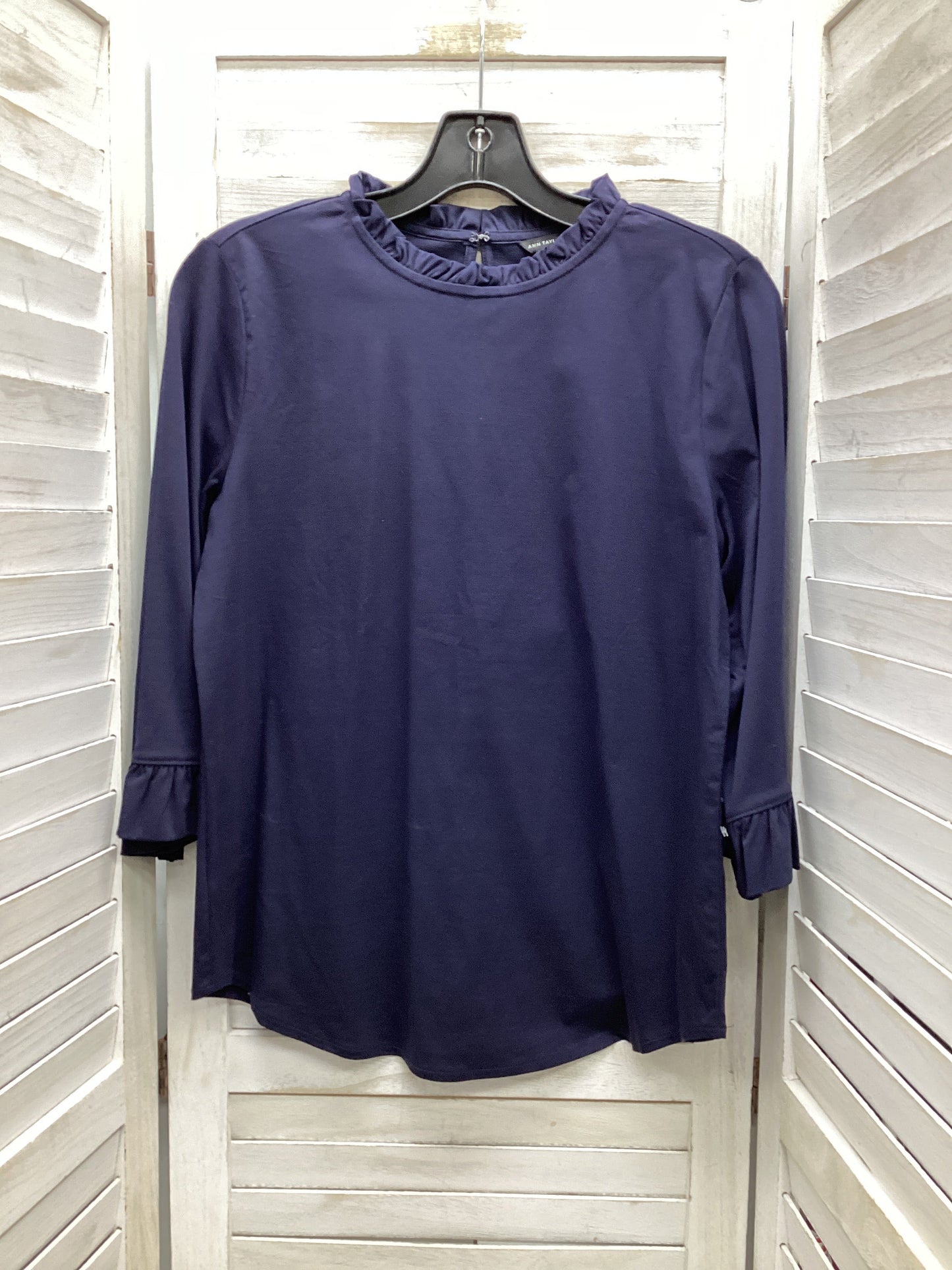 Top Long Sleeve By Loft In Navy, Size: Mp