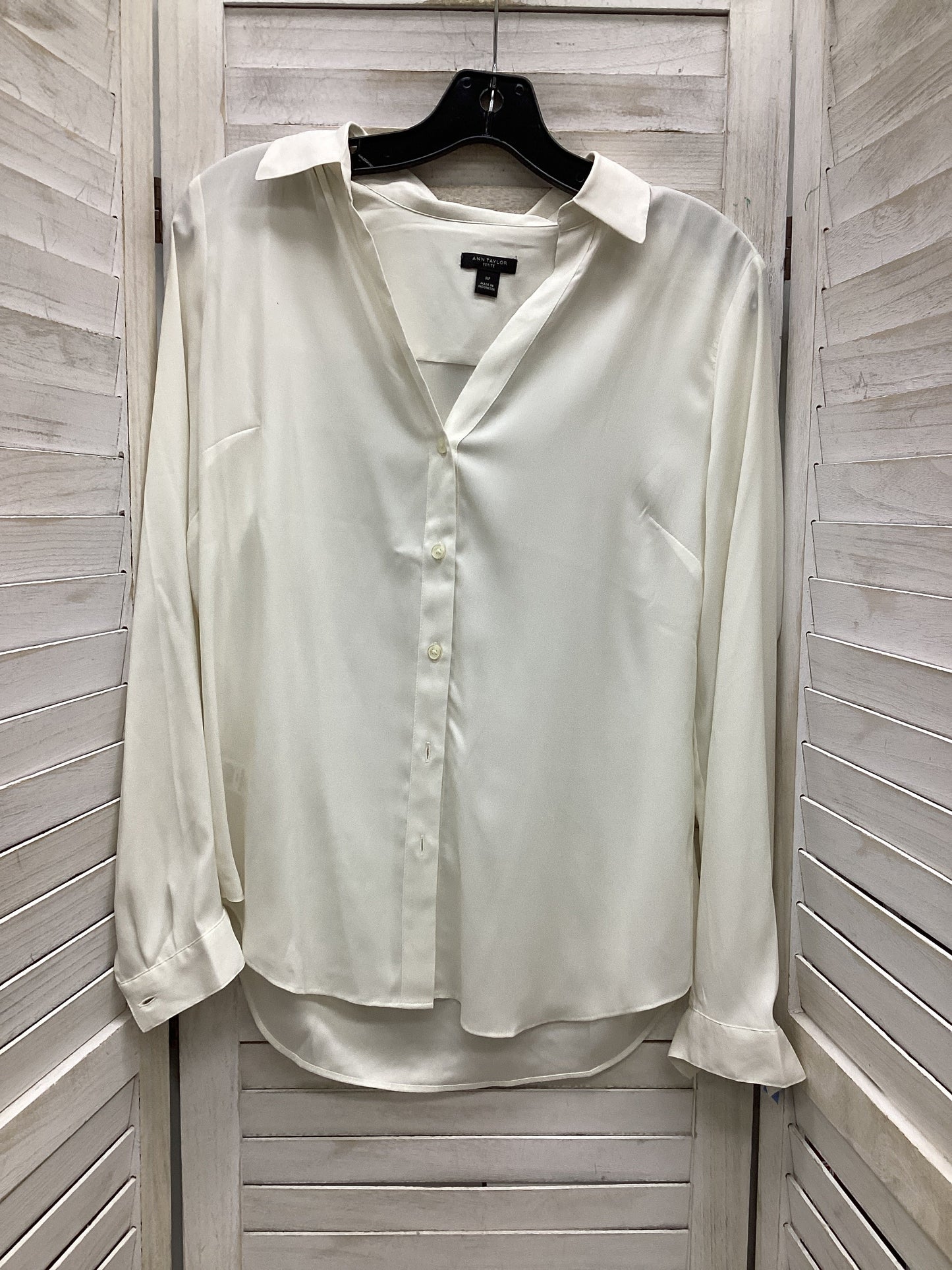 Blouse Long Sleeve By Ann Taylor In White, Size: Mp