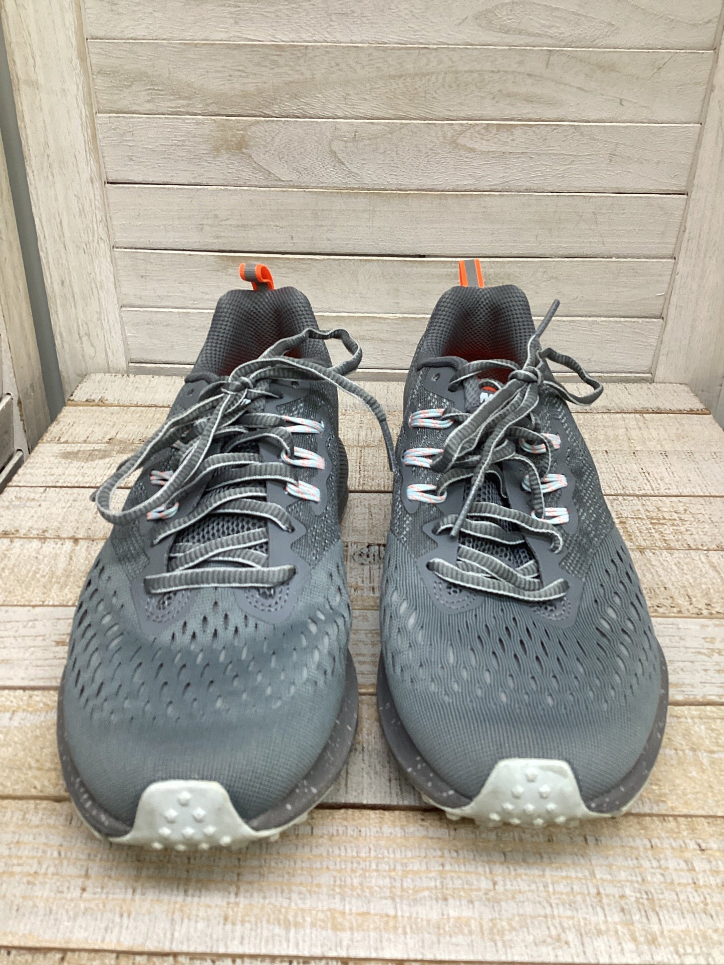 Shoes Athletic By Nike In Grey, Size: 8.5