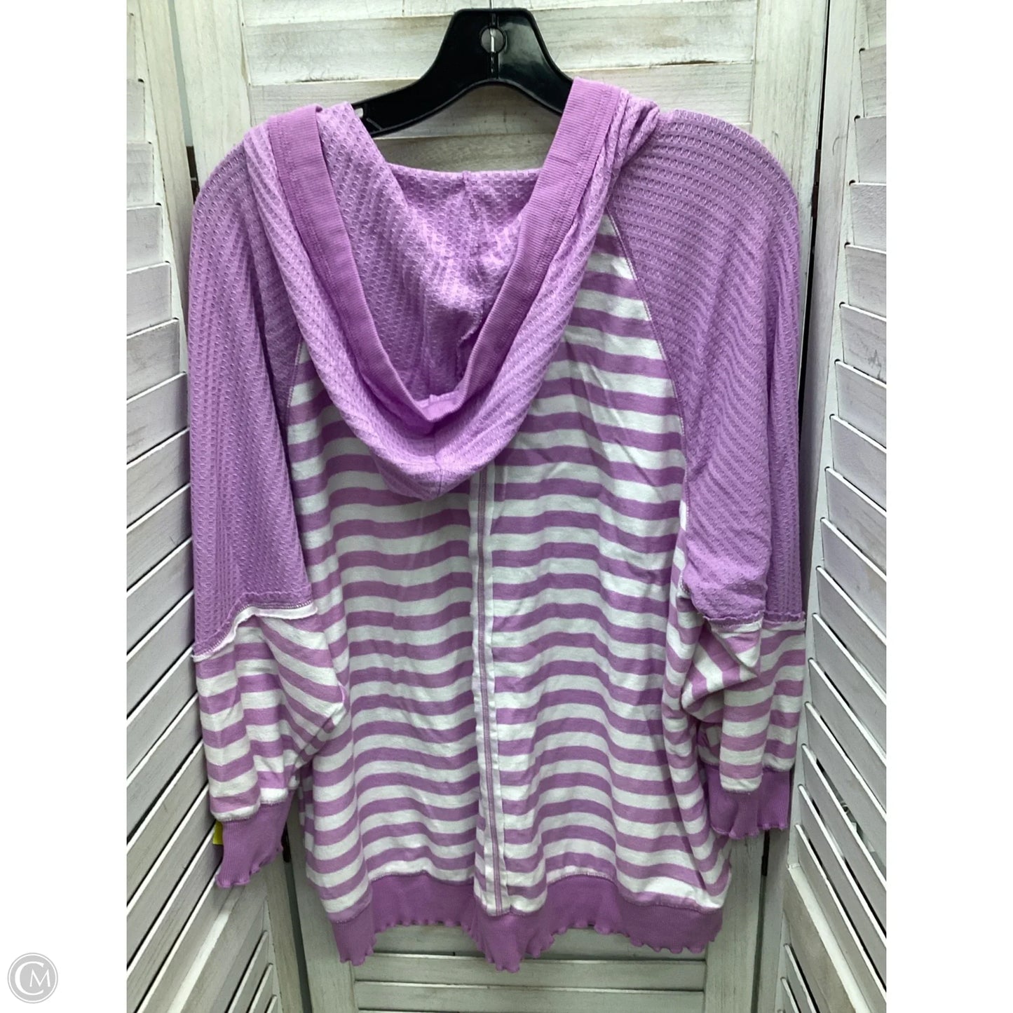 Top Long Sleeve By Cato In Striped Pattern, Size: 14