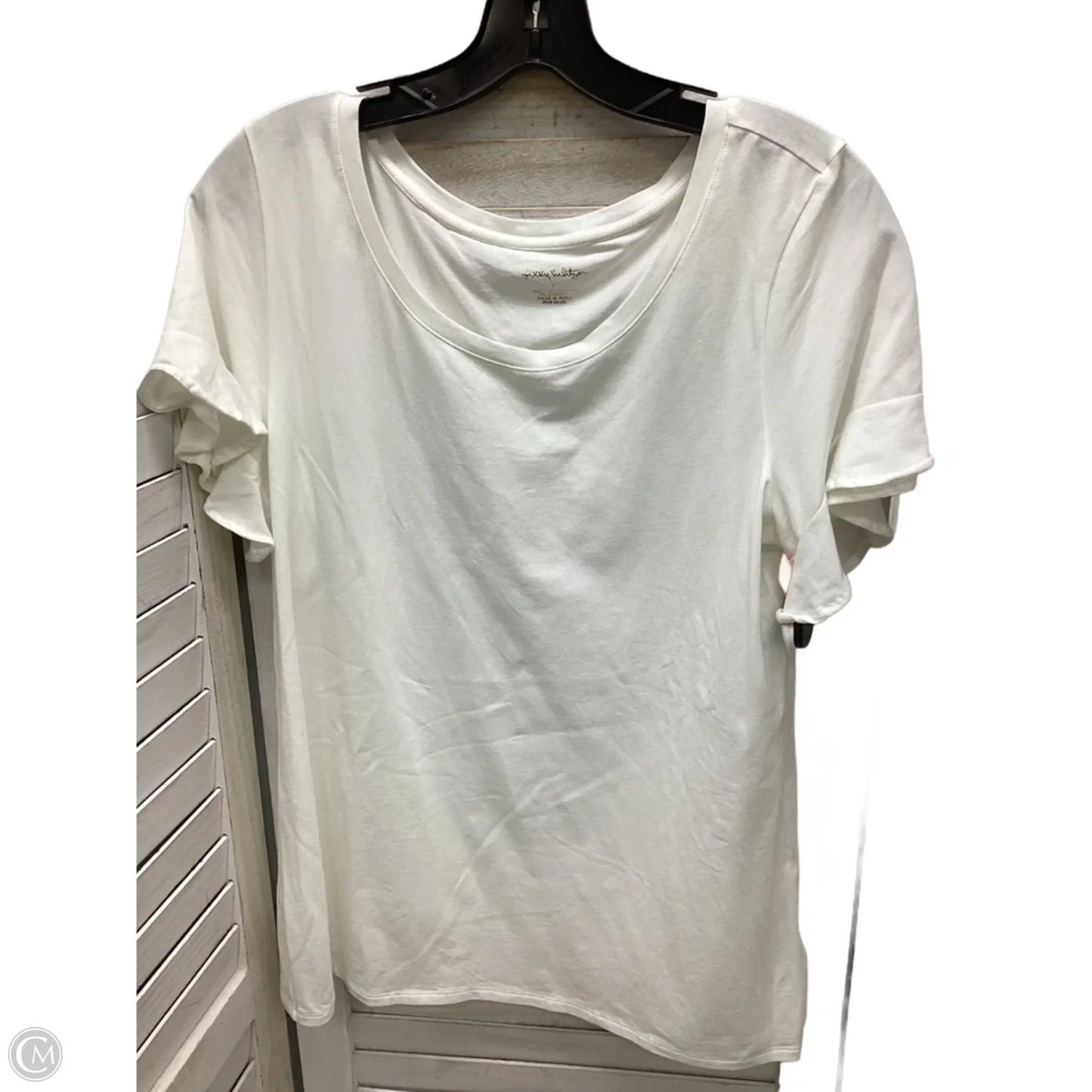 Top Short Sleeve Designer By Lilly Pulitzer In White, Size: L