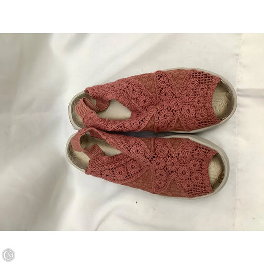 Sandals Heels Wedge By Bzees In Mauve, Size: 9.5