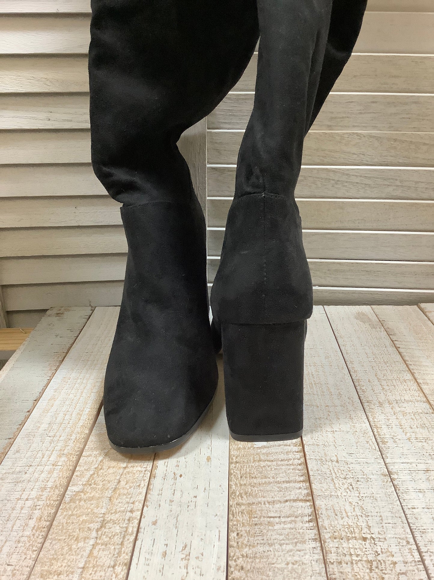 Boots Knee Heels By Express  Size: 9