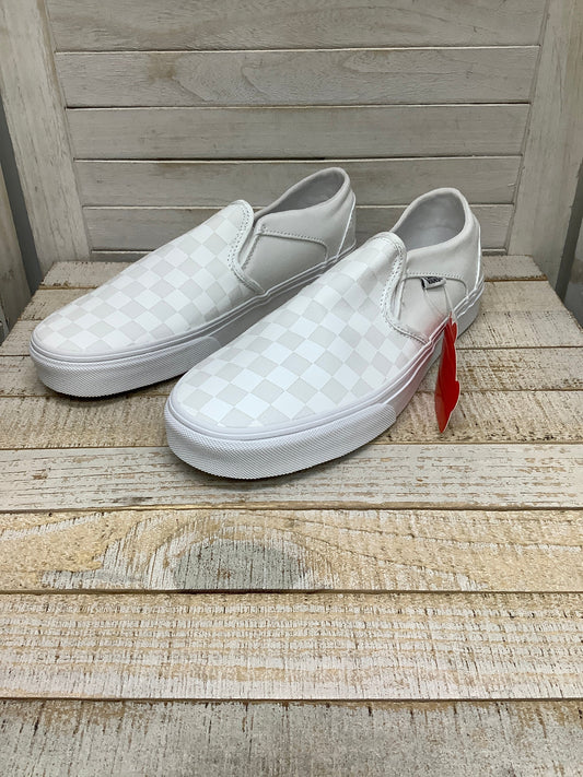 Shoes Flats By Vans In White, Size: 10