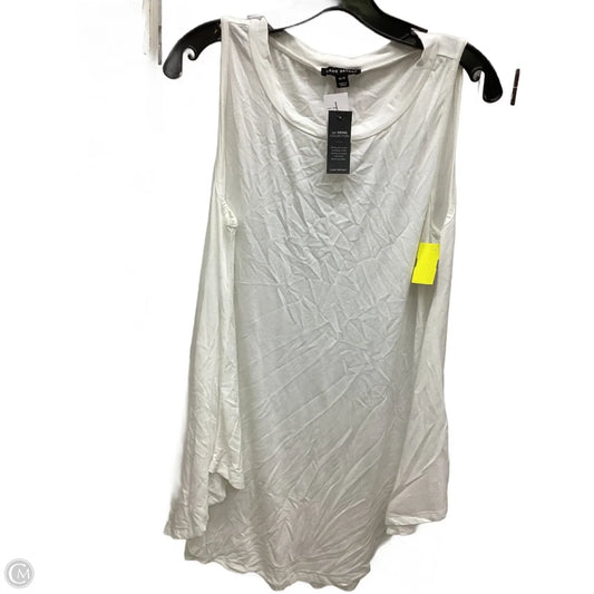 Top Sleeveless By Lane Bryant In White, Size: 14
