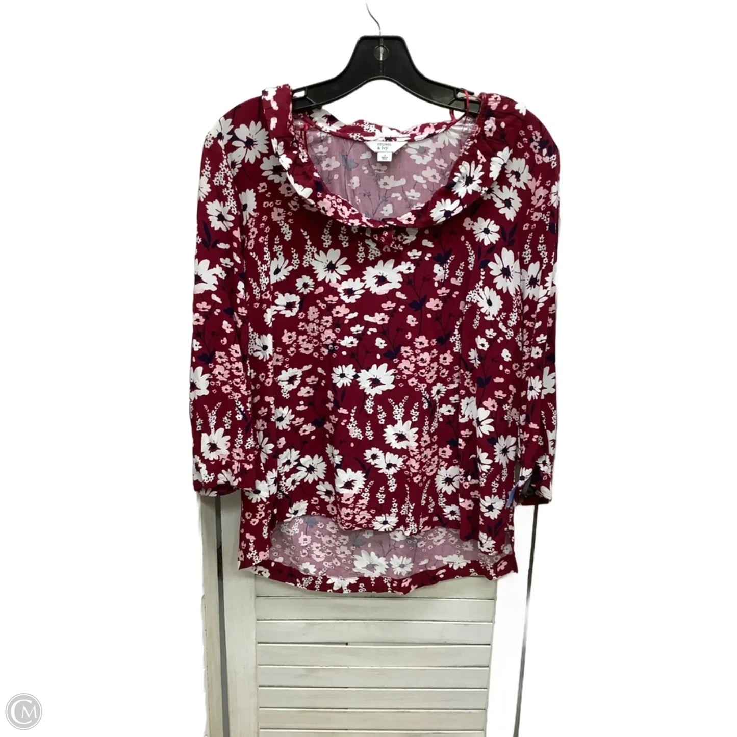 Top Long Sleeve By Crown And Ivy In Floral Print, Size: S
