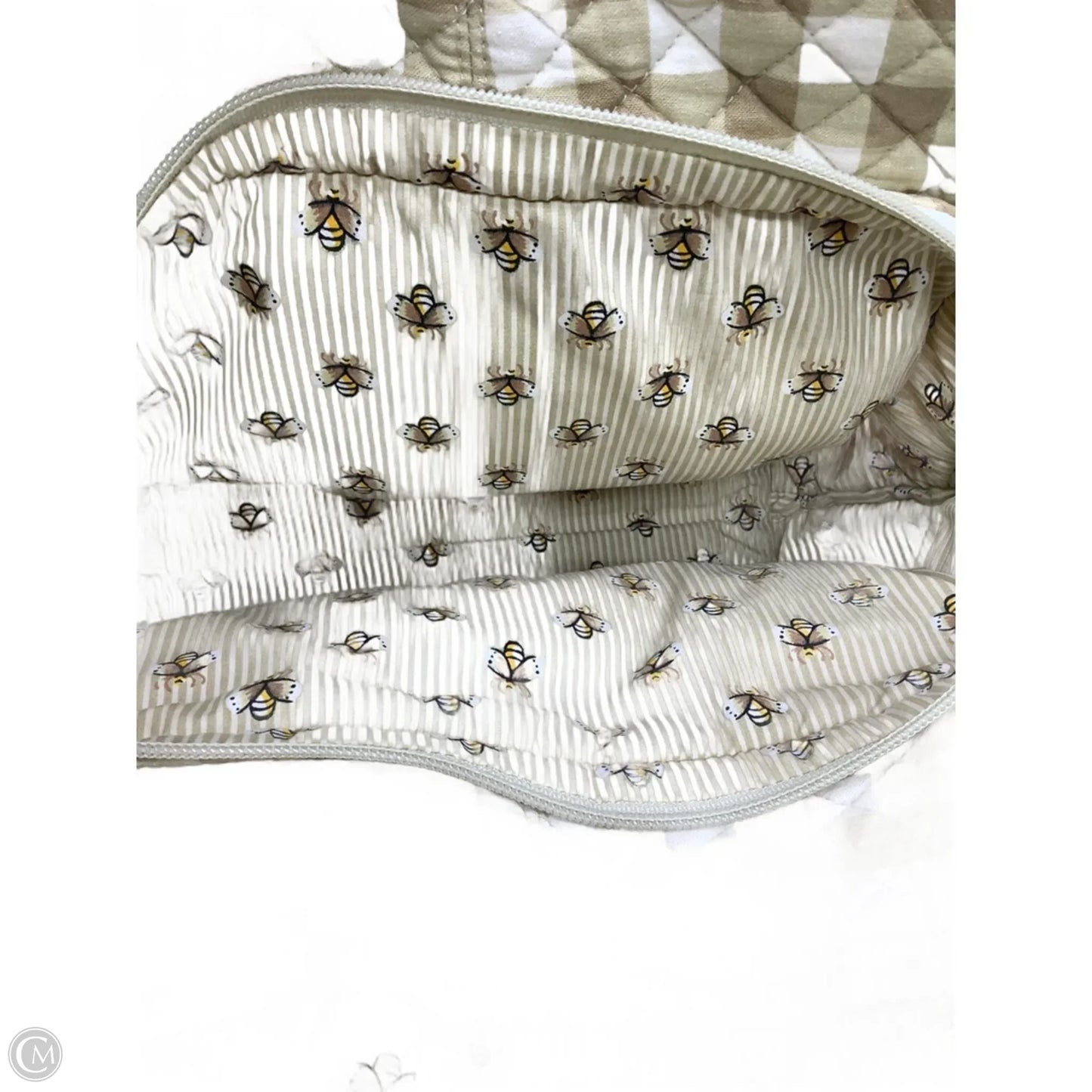 Handbag By Vera Bradley, Size: Medium