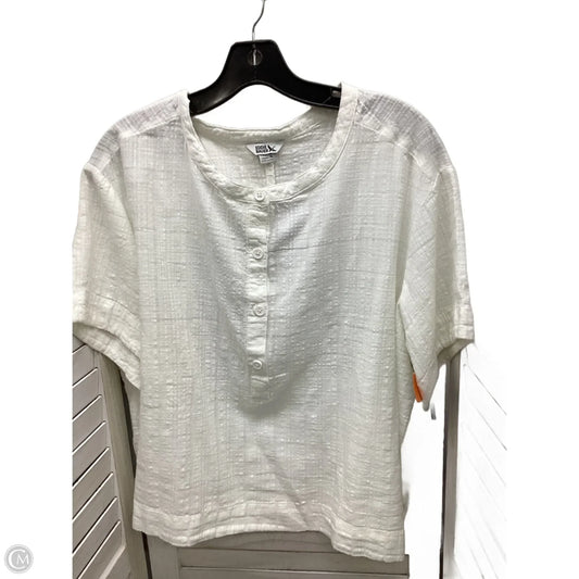 Top Short Sleeve By Eddie Bauer In White, Size: Xl