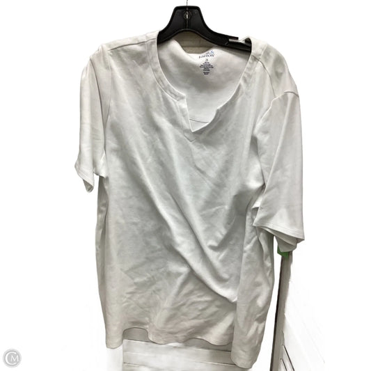 Top Short Sleeve By Croft And Barrow In White, Size: 2x