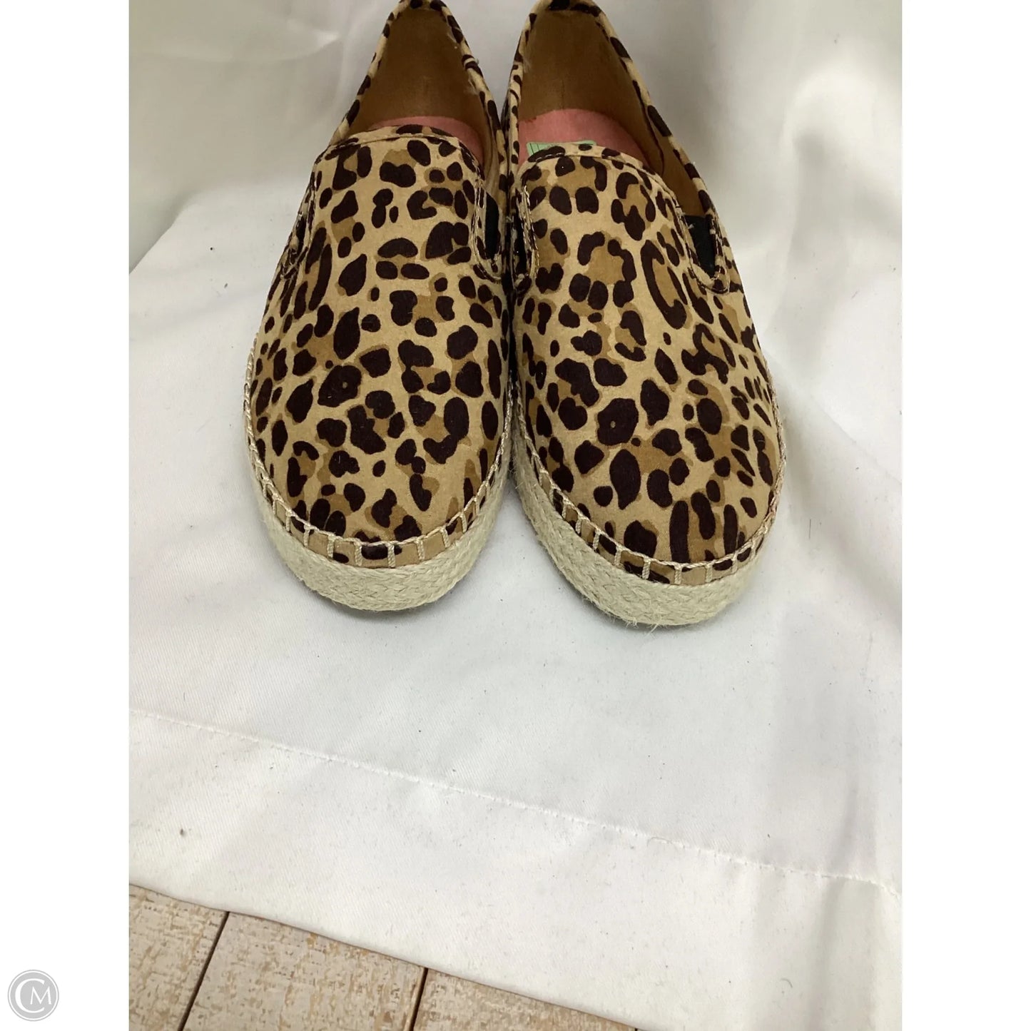 Shoes Flats By Clothes Mentor In Animal Print, Size: 8.5