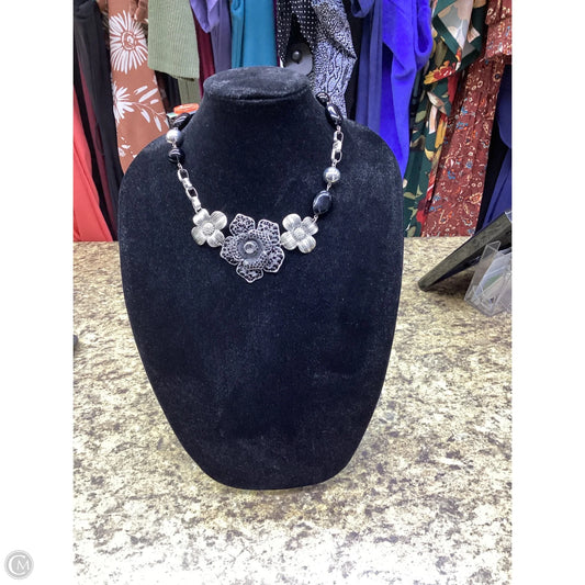 Necklace Chain By Clothes Mentor