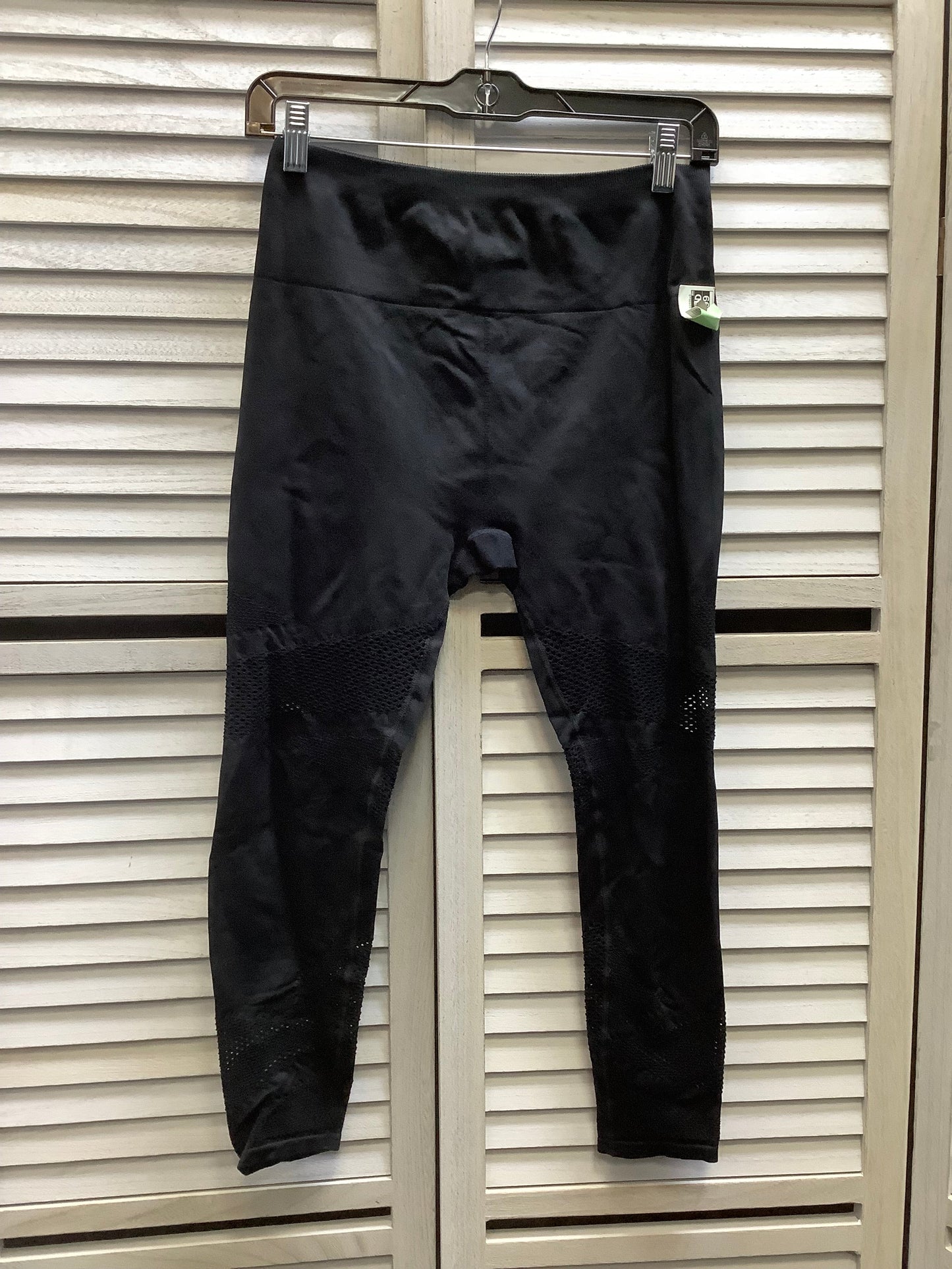 Athletic Leggings By Fabletics In Black, Size: M