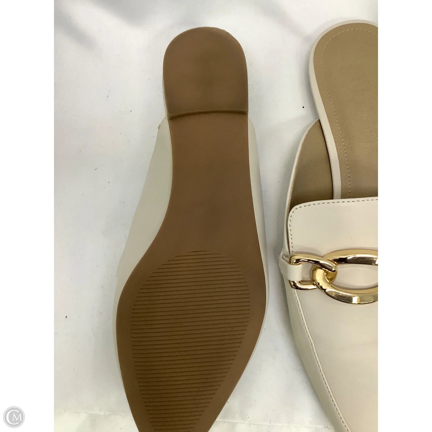 Sandals Flats By Steve Madden In Ivory, Size: 9