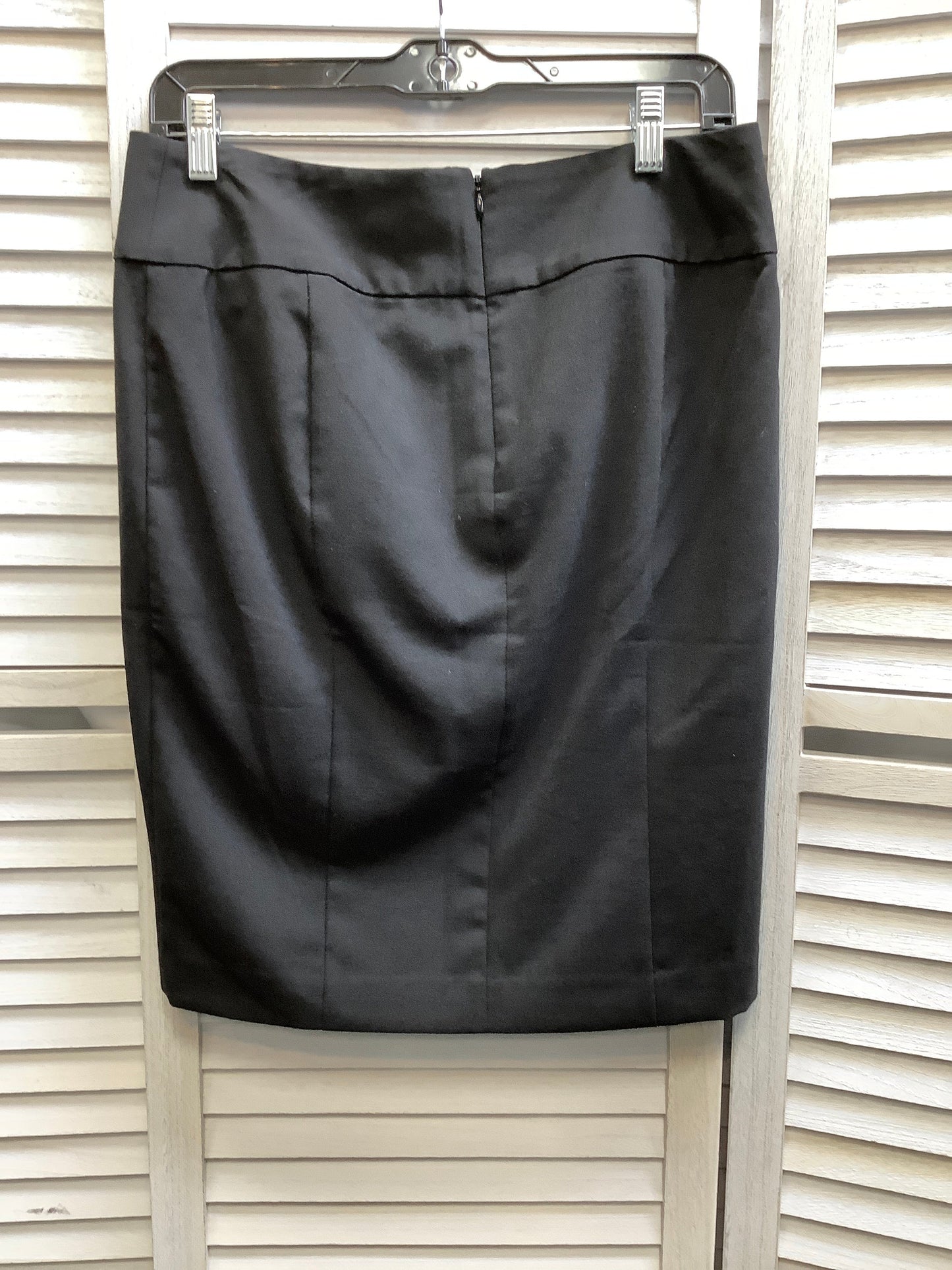 Black Skirt Midi Express, Size 4