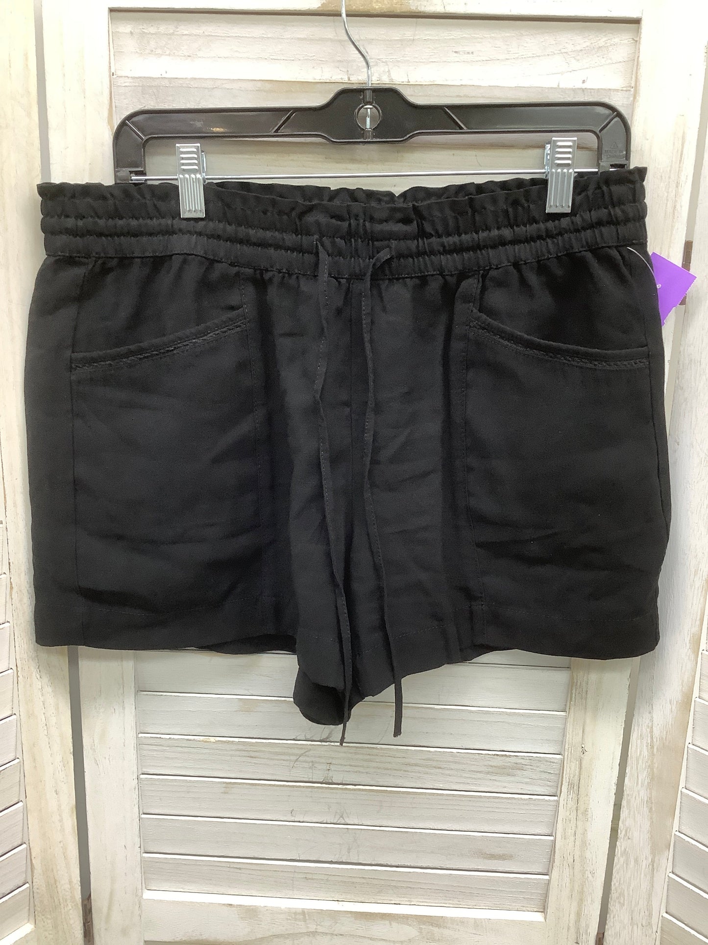 Black Shorts Loft, Size M