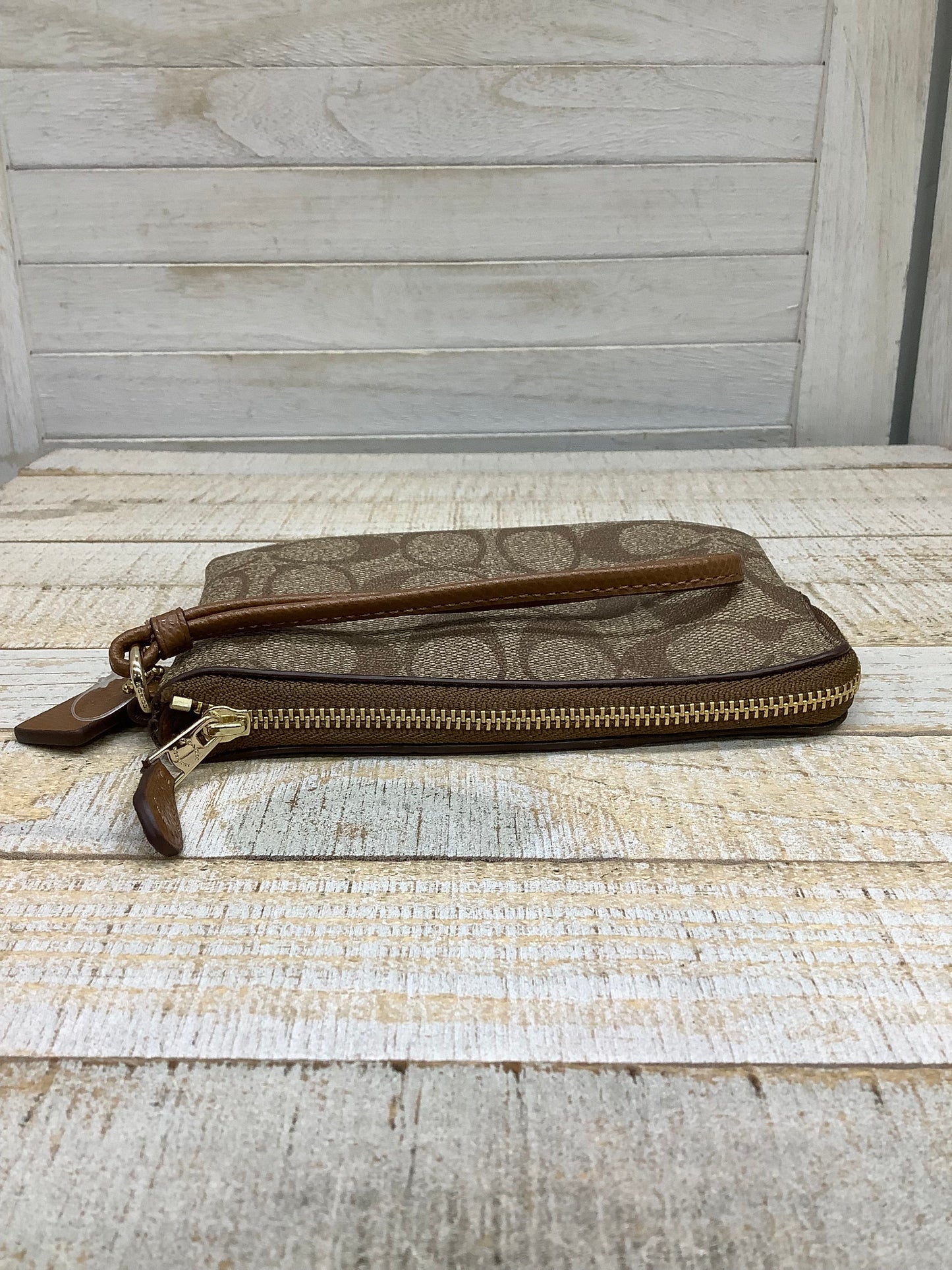 Wristlet Designer Coach, Size Small